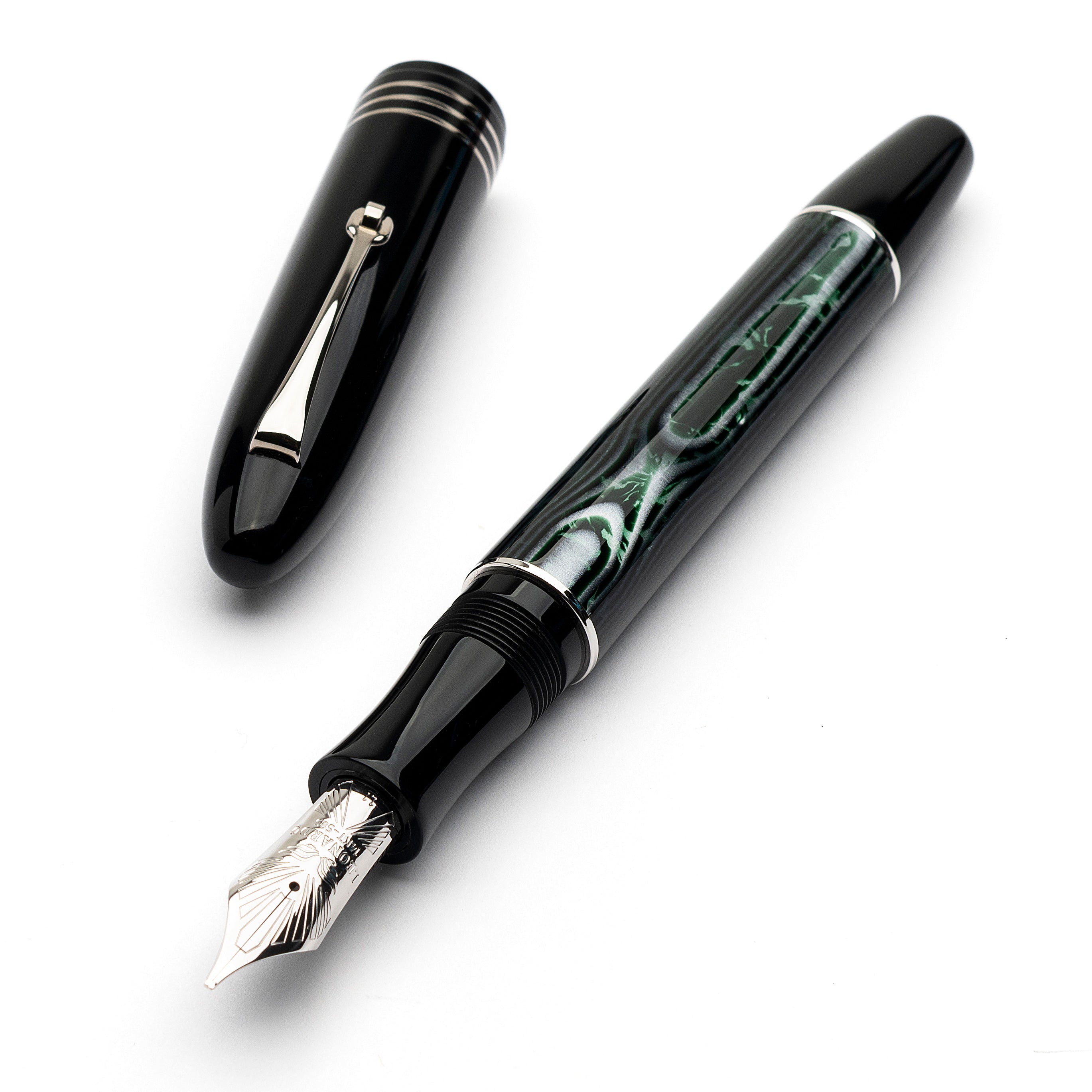 leonardo-officina-italiana-gran-riserva-ogiva-grande-arco-verde-celluloide-stilo image 1