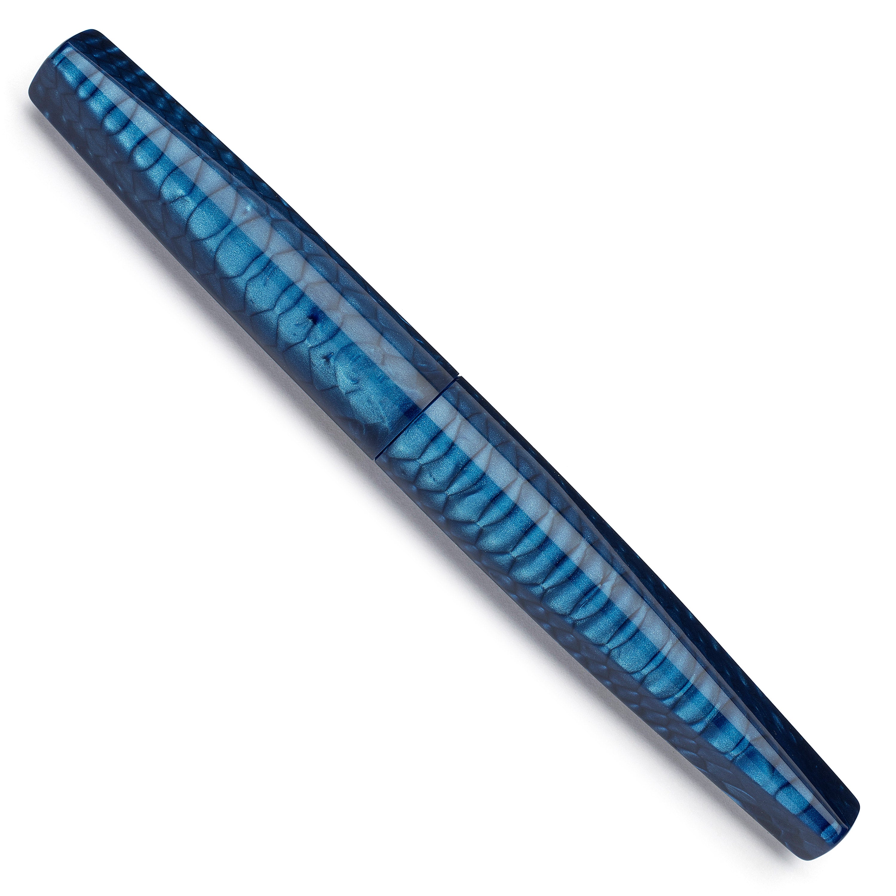 leonardo-officina-italiana-essenza-poliedrica-pelle-di-drago-juma-blu-penna-stil image 2