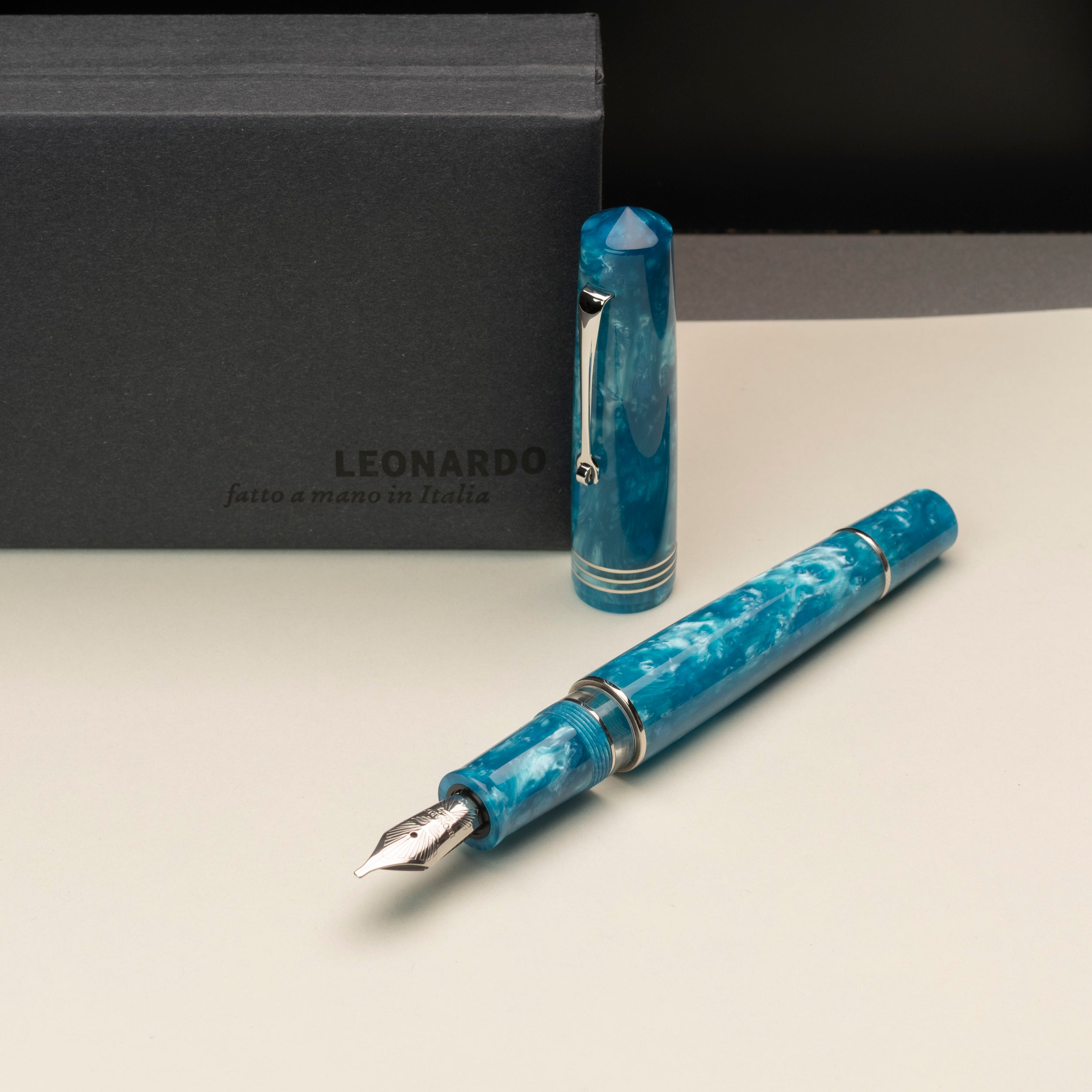 leonardo-officina-italiana-momento-zero-grande-2-0-blue-emerald-penna-stilografi image 4