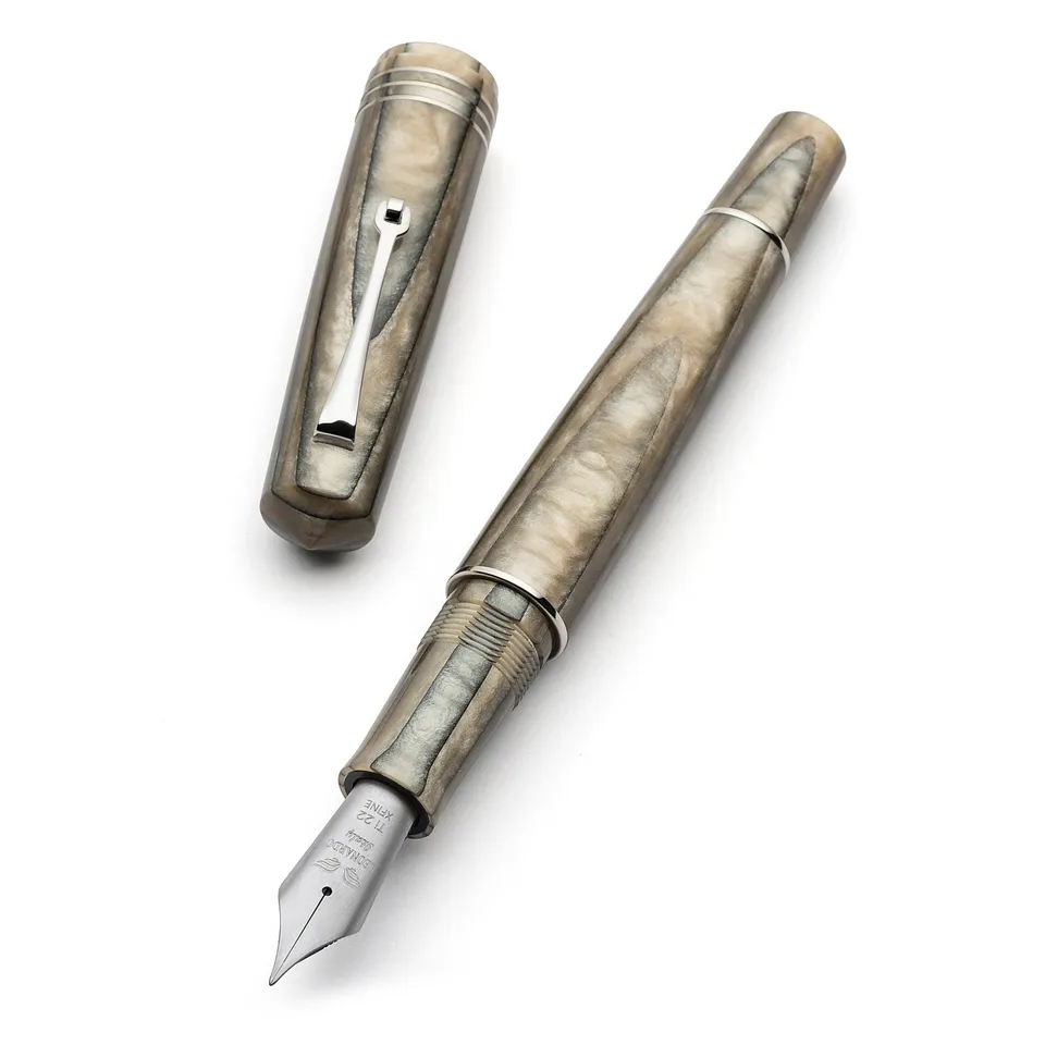 leonardo-officina-italiana-momento-zero-grande-cuspide-nocciola-penna-stilografi image 1
