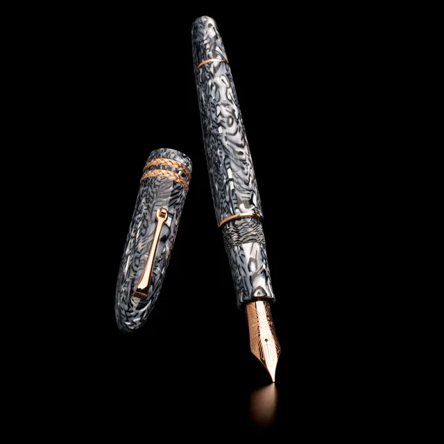 leonardo-officina-italiana-cigar-leonarco-zebra-celluloide-penna-stilografica image 1
