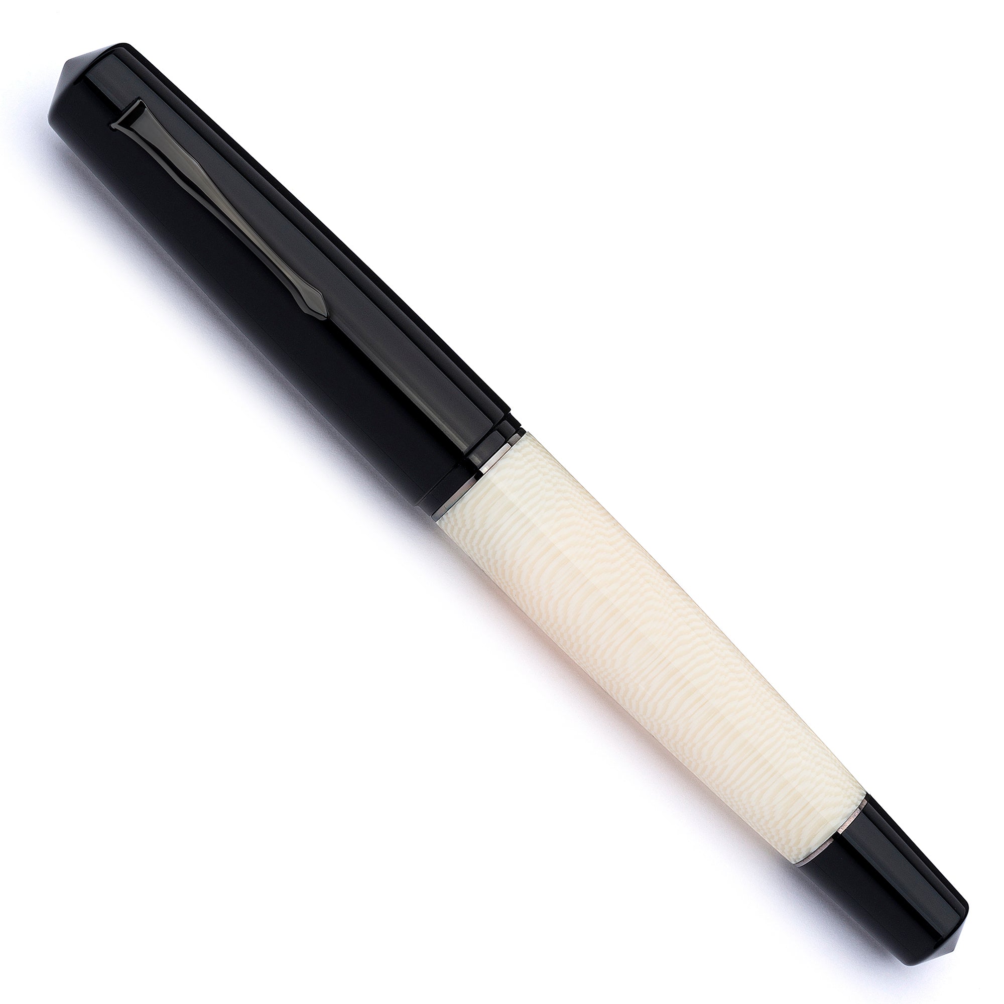 leonardo-officina-italiana-momento-zero-grande-penna-stilografica-mzg-celluloide image 2