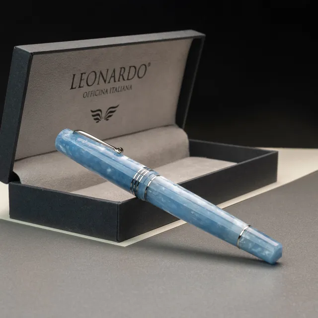 leonardo-officina-italiana-momento-zero-grande-2-0-celestial-stilografica-acciai image 1