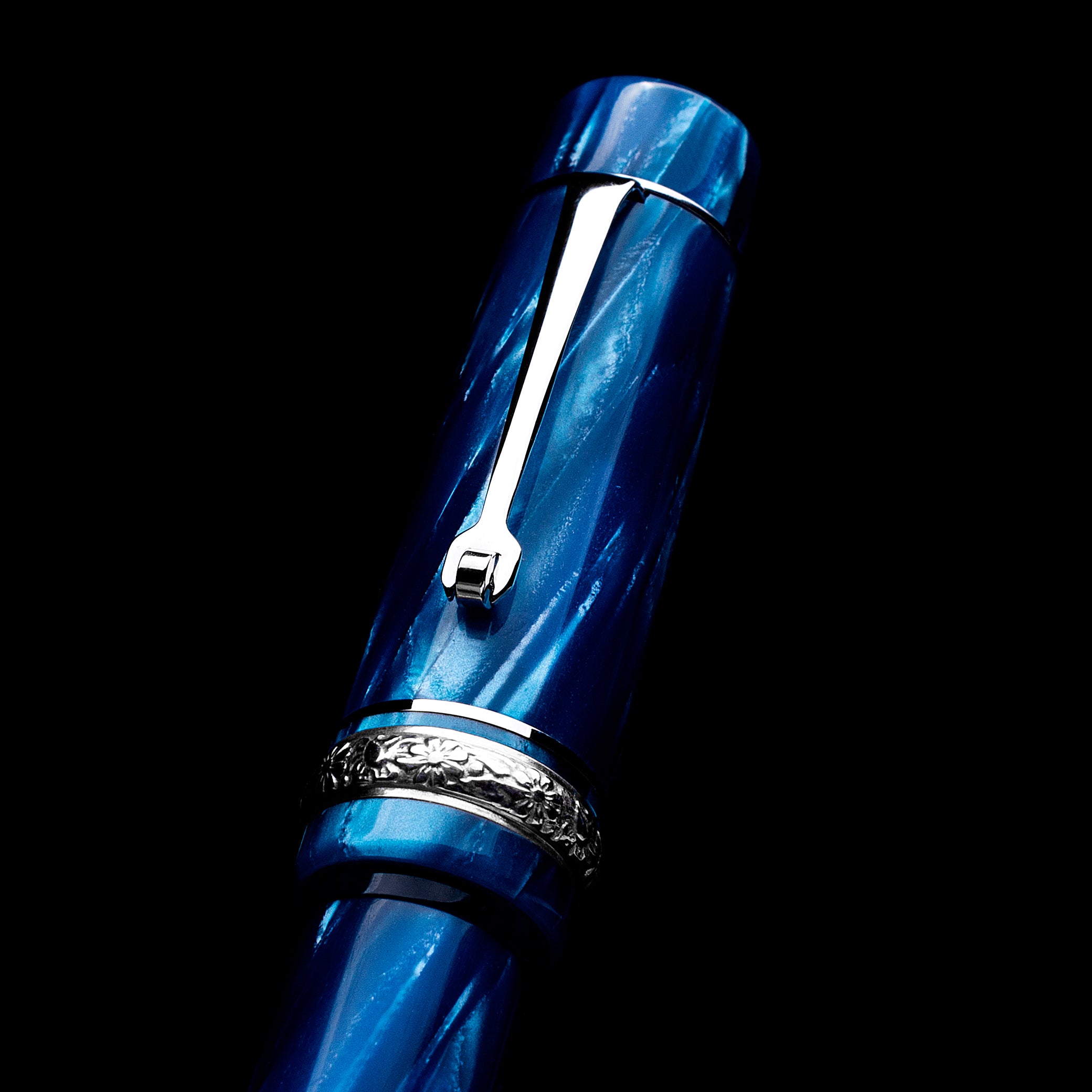 leonardo-officina-italiana-momento-zero-mediterranean-blooms-celluloide-blu-medi image 4