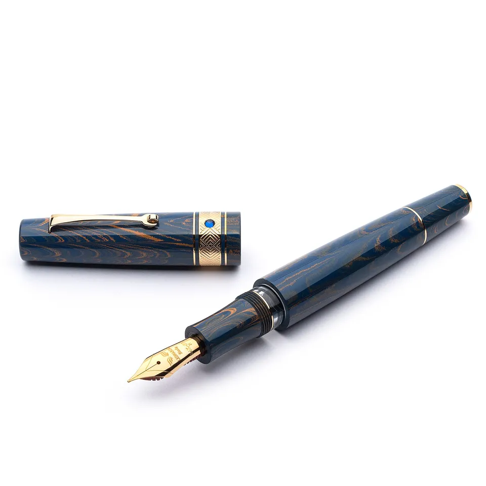leonardo-officina-italiana-supernova-ebanite-blue-moon-penna-stilografica-finitu image 1