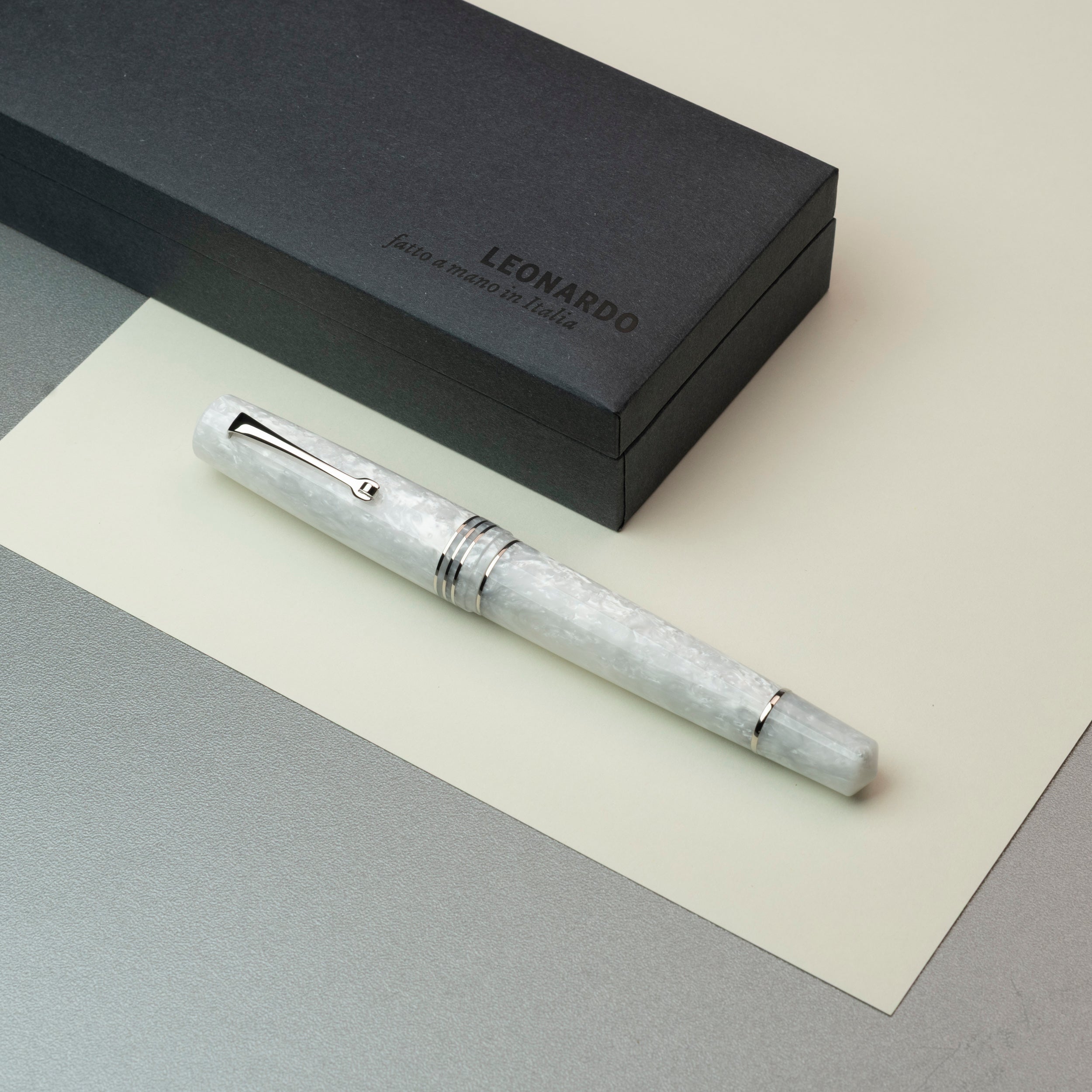 leonardo-officina-italiana-momento-zero-grande-2-0-ice-penna-stilografica-con-pe image 7