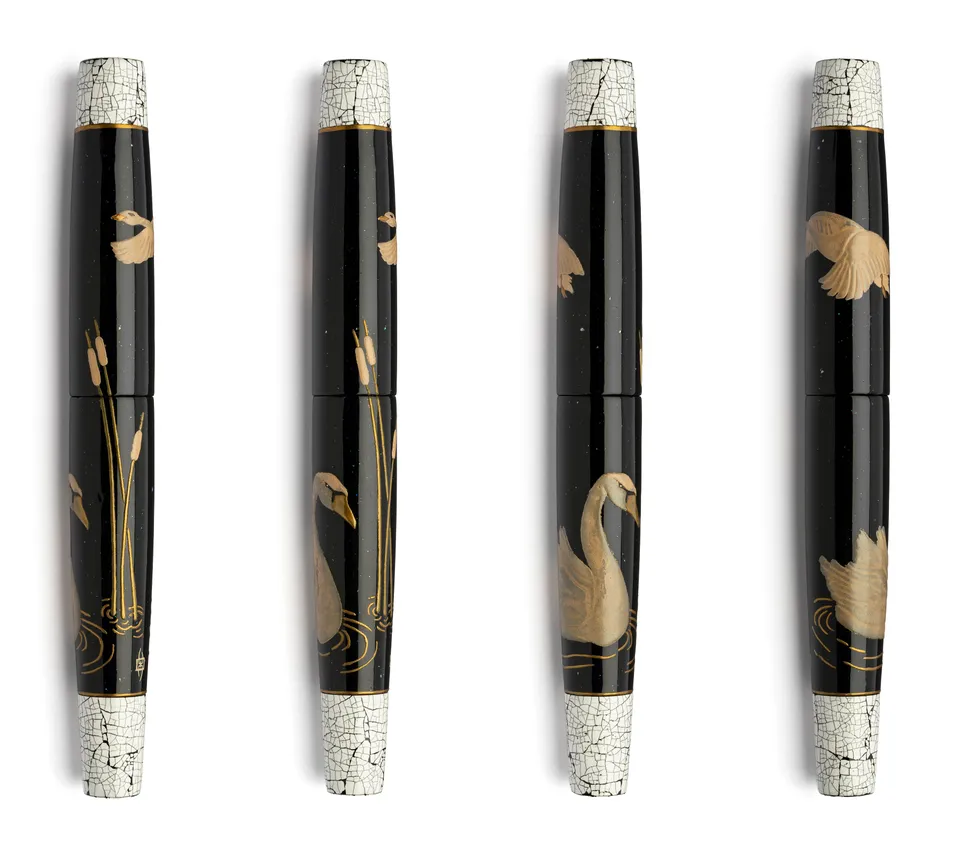 leonardo-officina-italiana-essenza-swan-maki-e-2026-8-penna-stilografica-ebanite image 1