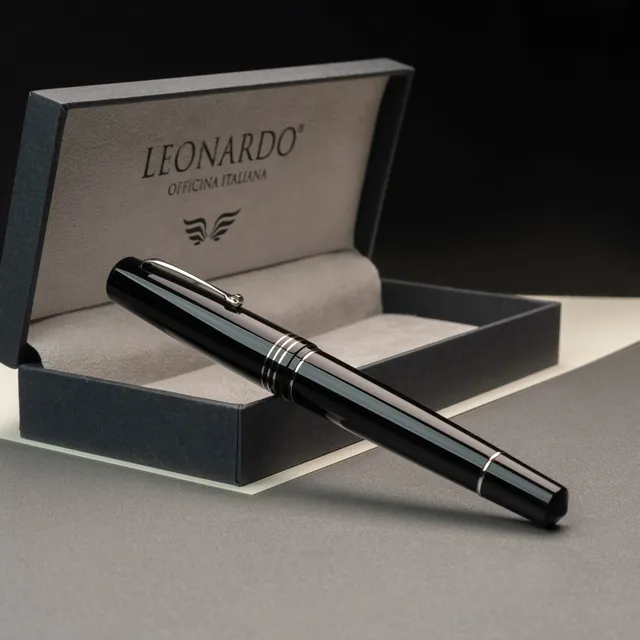 leonardo-officina-italiana-momento-zero-grande-2-0-la-fenice-stilografica-pennin image 1