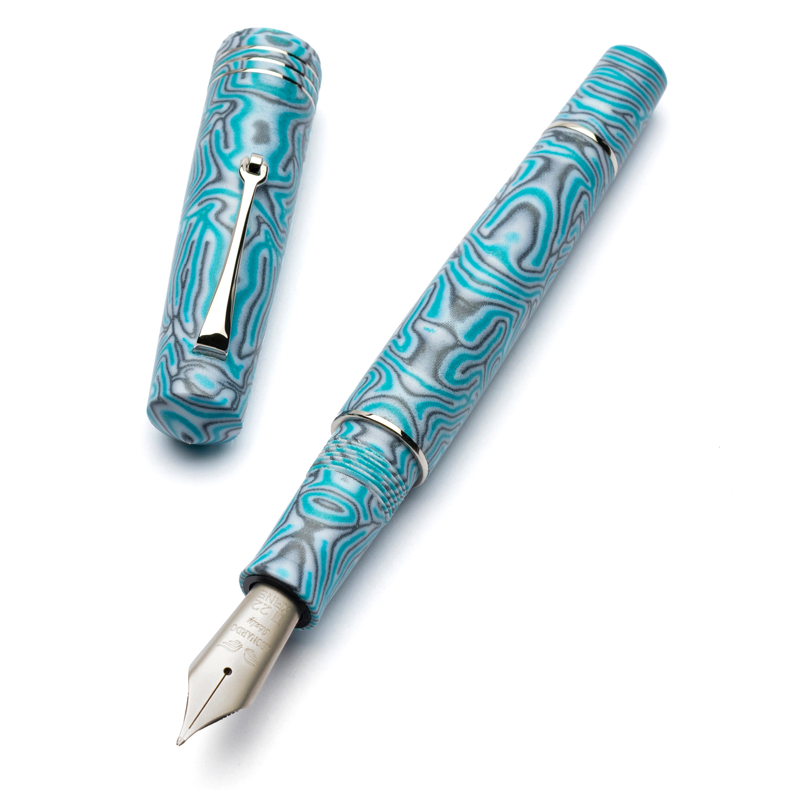 leonardo-officina-italiana-momento-zero-grande-micarta-fiber-betta-fish-stilogra image 1