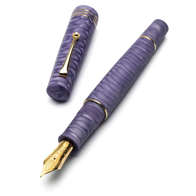 leonardo-officina-italiana-momento-zero-grande-juma-dragon-skin-viola-penna-stil image 1