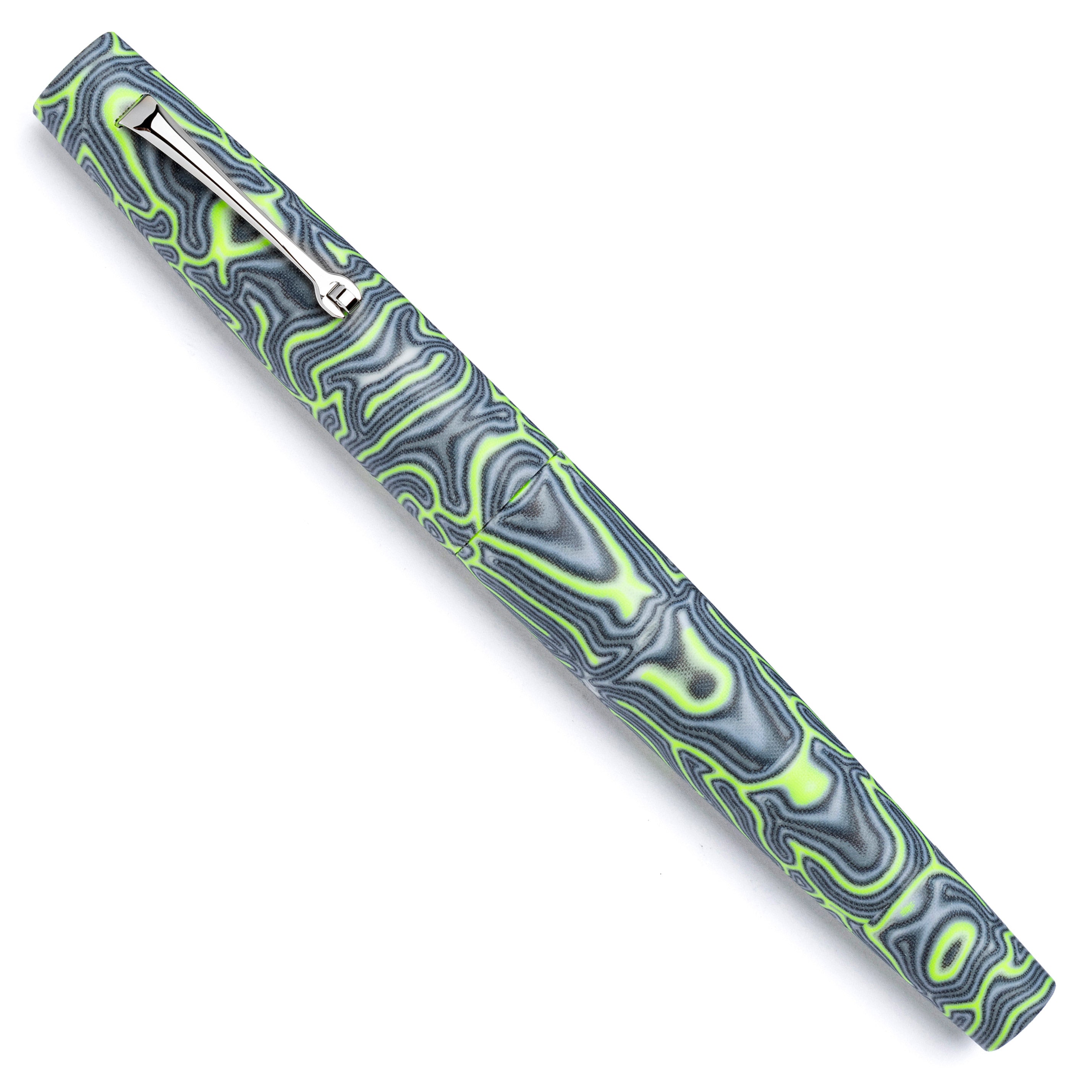 leonardo-officina-italiana-momento-zero-grande-micarta-psichedelica-penna-stilog image 2