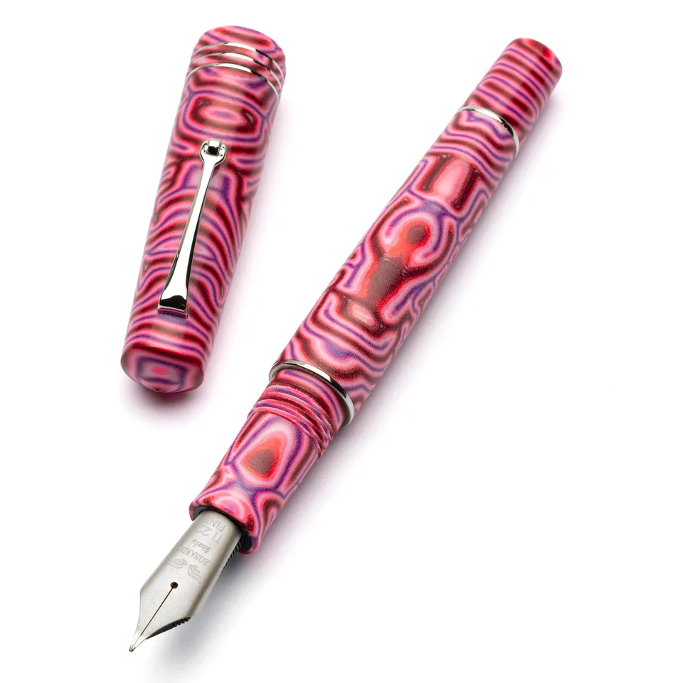 leonardo-officina-italiana-momento-zero-grande-stilografica-micarta-dragon-fruit image 1