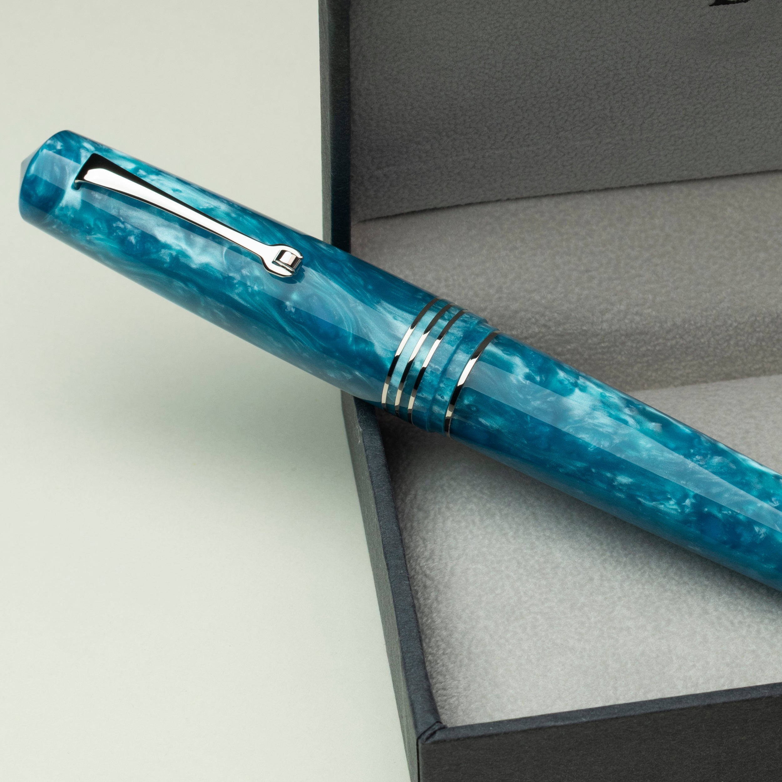 leonardo-officina-italiana-momento-zero-grande-2-0-blue-emerald-penna-stilografi image 3