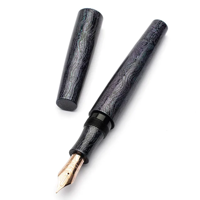 leonardo-officina-italiana-essenza-shigaiha-nuri-penna-stilografica-pennino-oro- image 1
