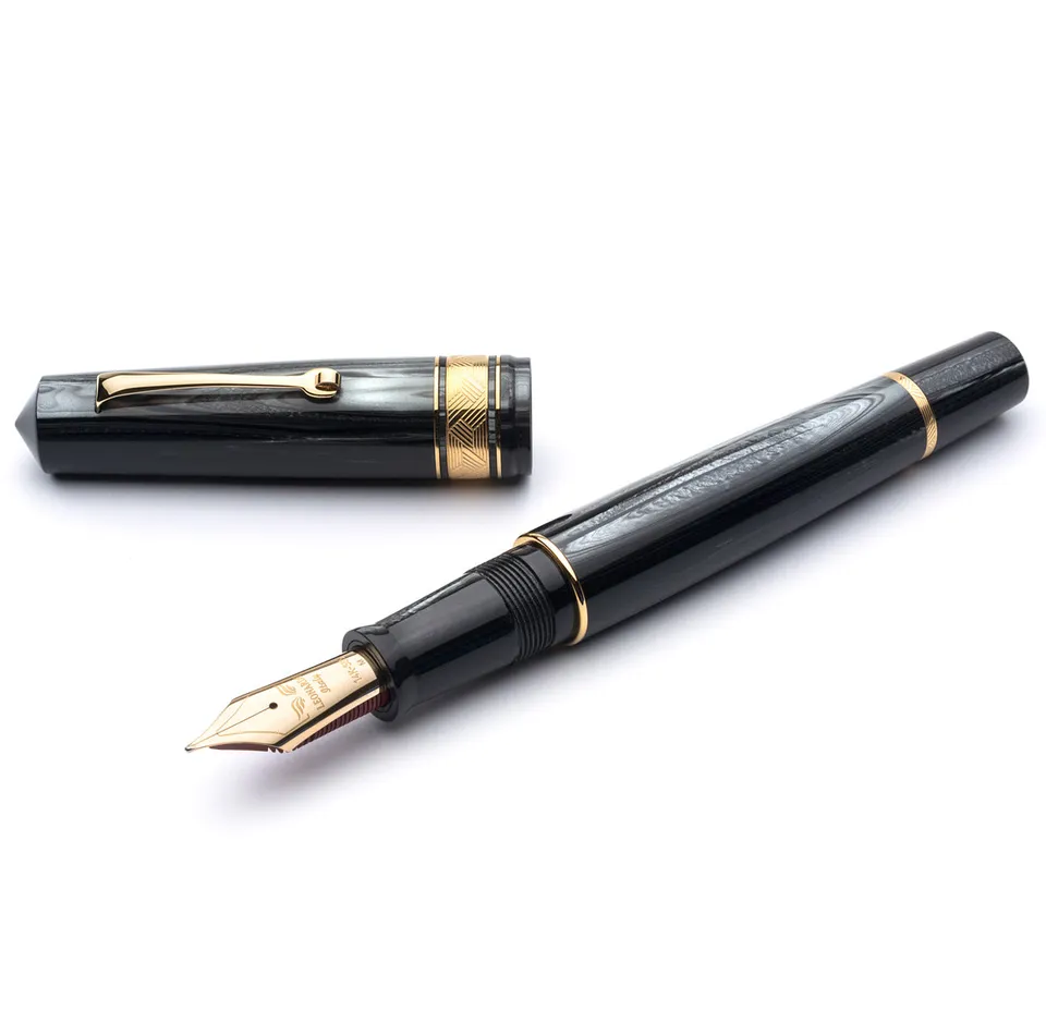 leonardo-officina-italiana-momento-zero-grande-penna-stilografica-grigio-perla-g image 1