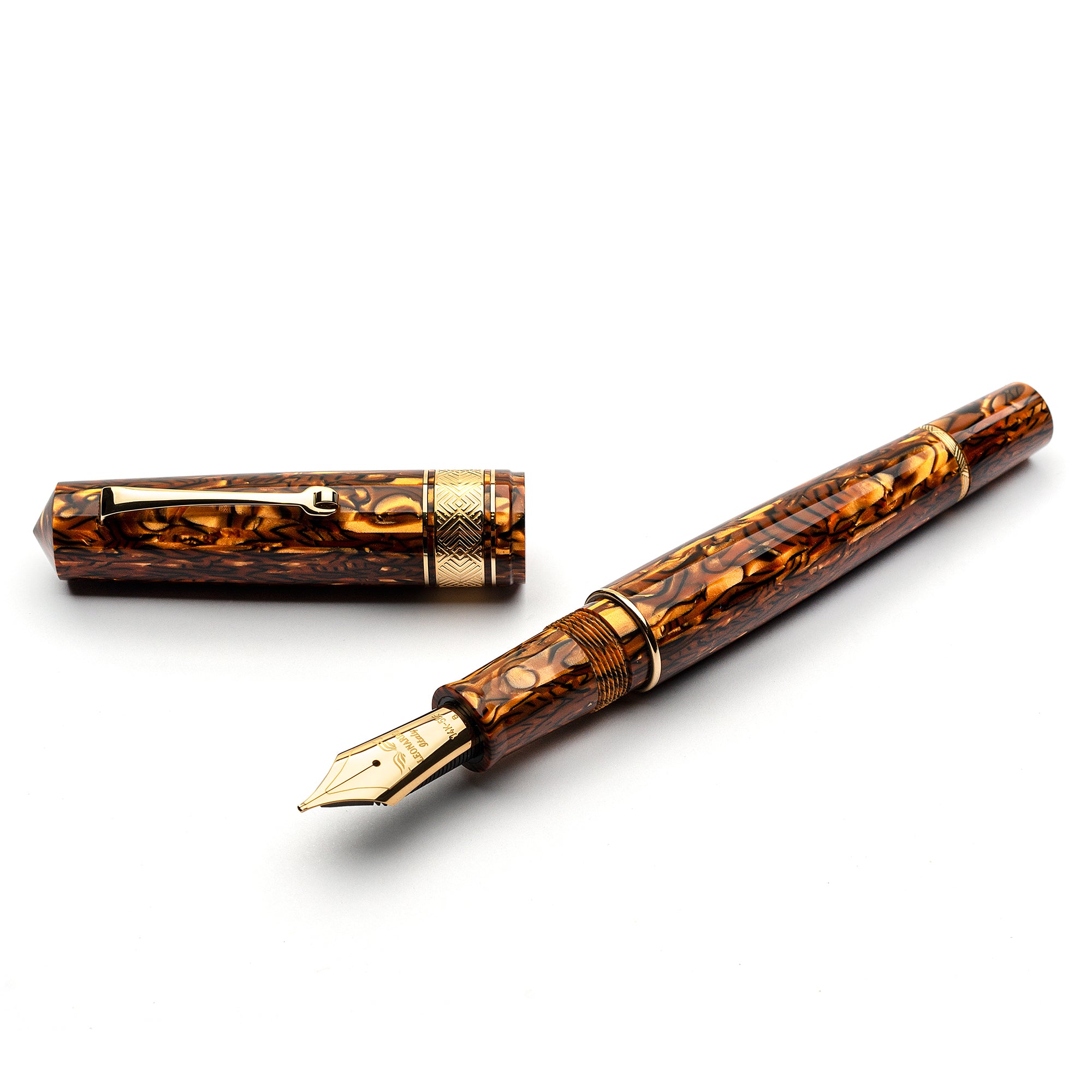 leonardo-officina-italiana-momento-zero-grande-stilografica-celluloide-marrone-p image 1