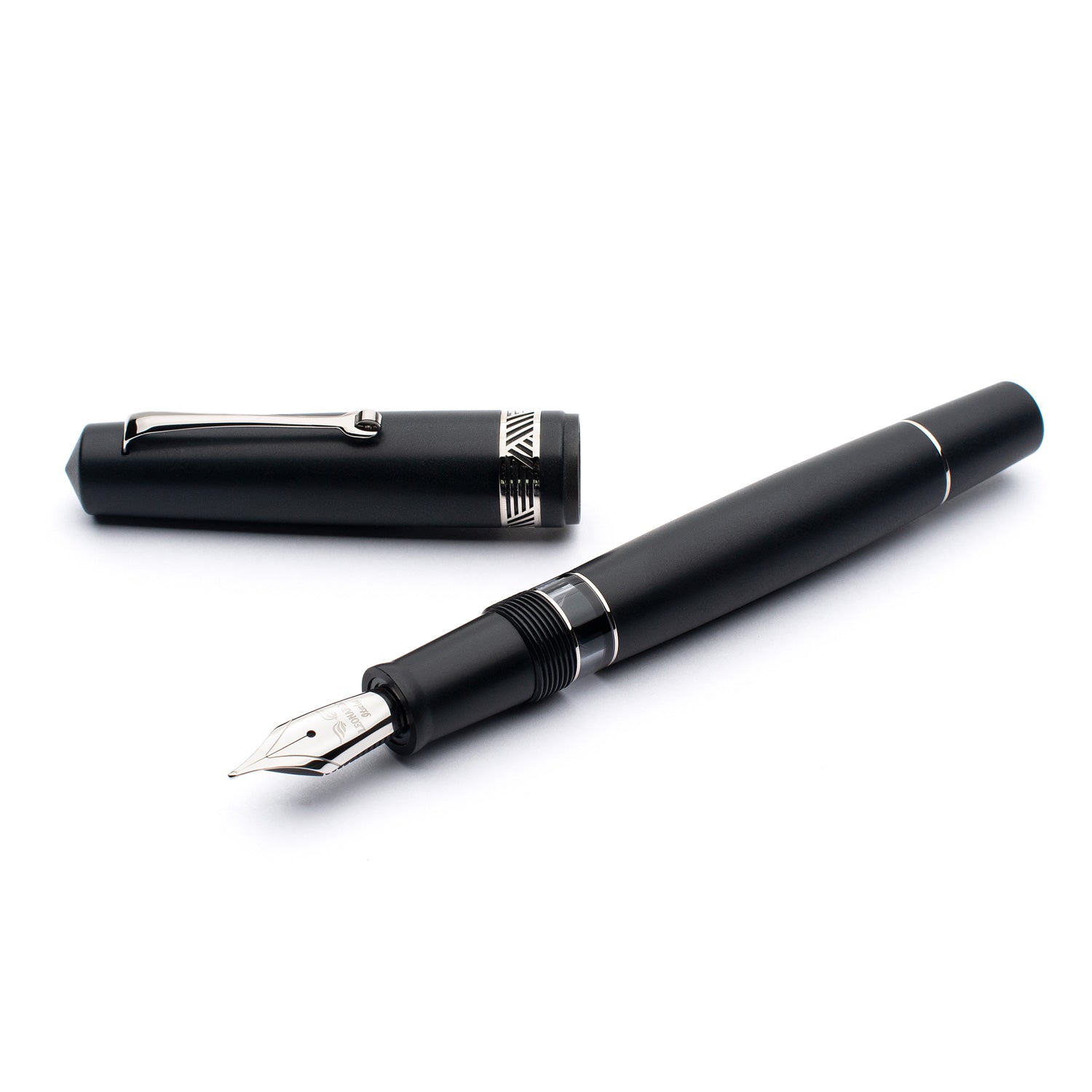 leonardo-officina-italiana-momento-magico-nero-opaco-penna-stilografica image 5