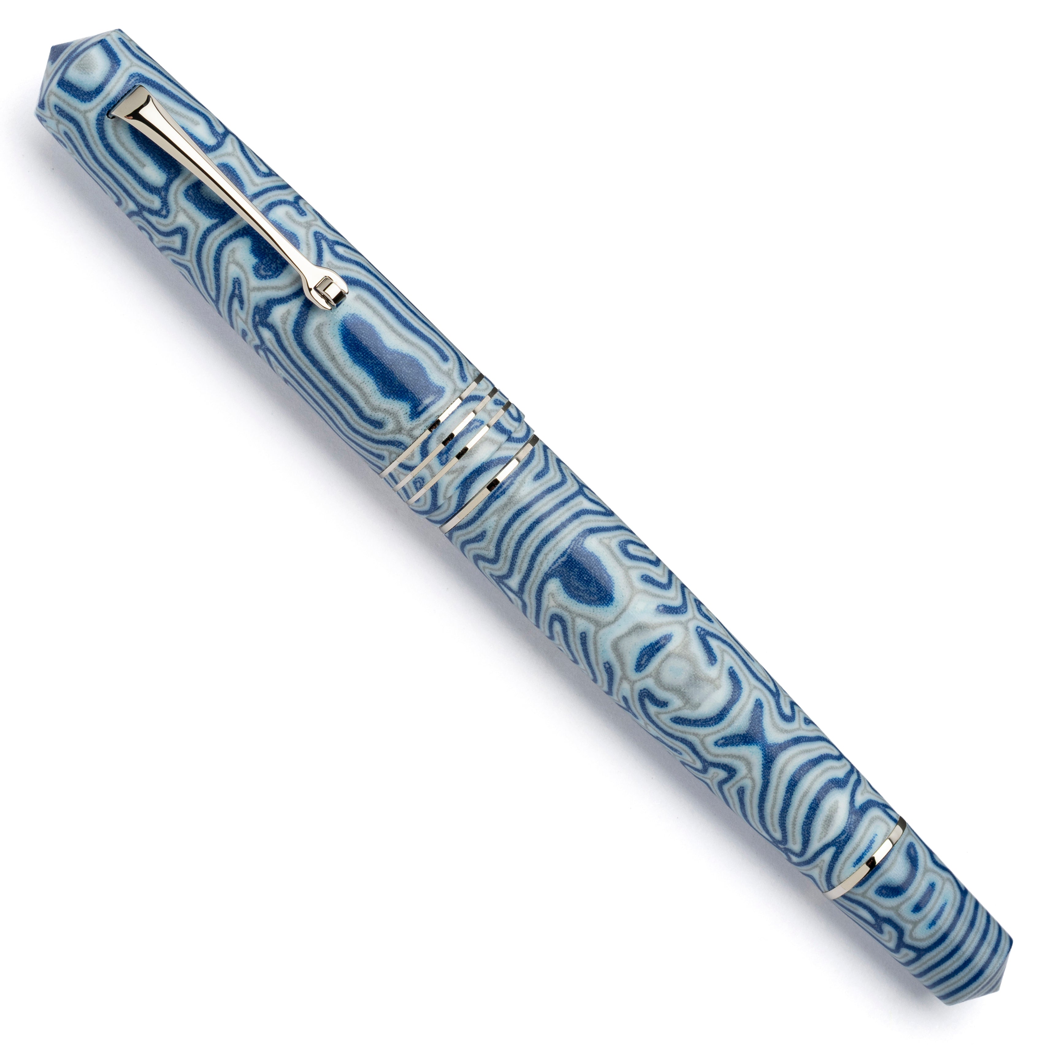 leonardo-officina-italiana-momento-zero-grande-micarta-squalo-blu-stilografica-p image 2
