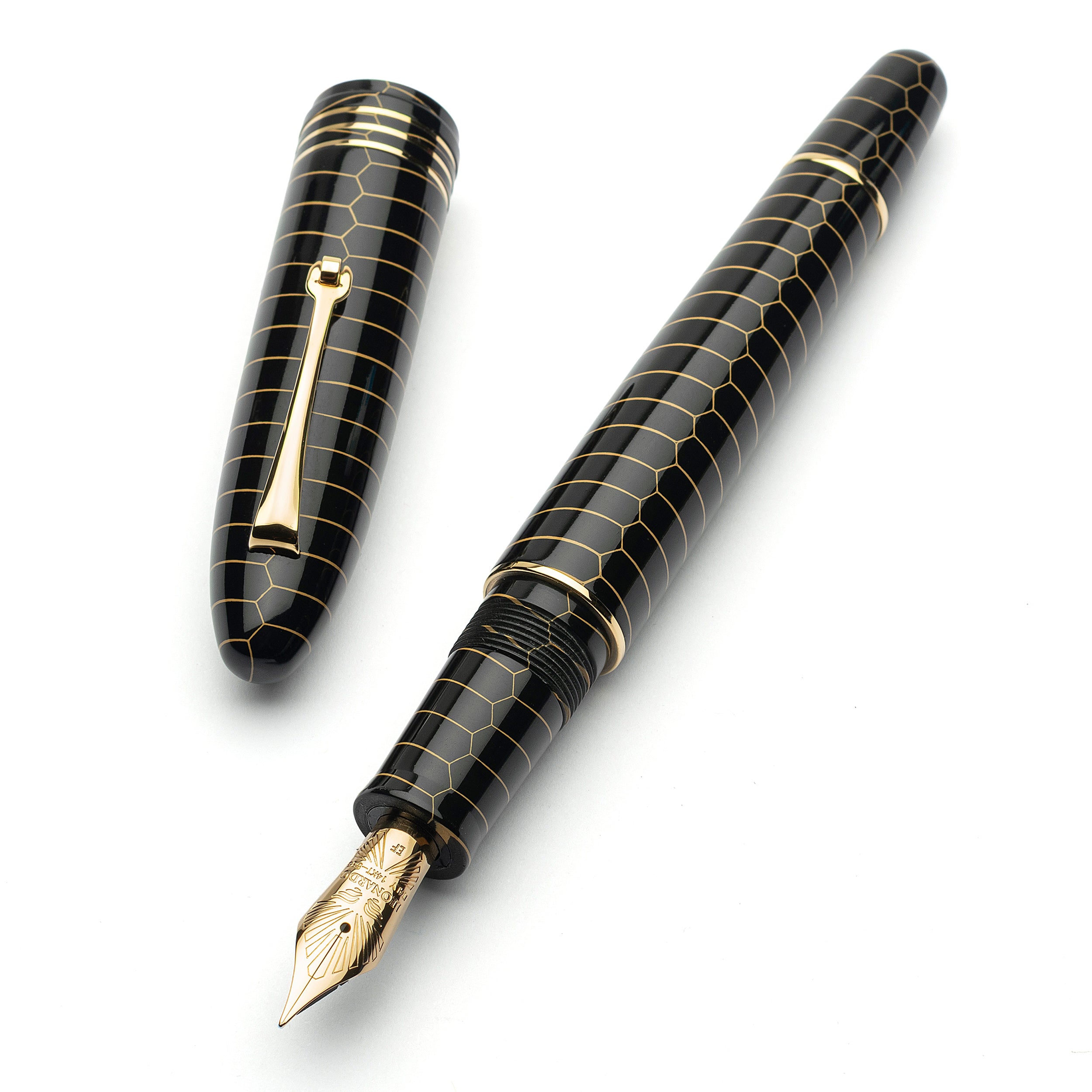leonardo-officina-italiana-cigar-scheletro-stilografica-ebanite-pennino-oro-fles image 1