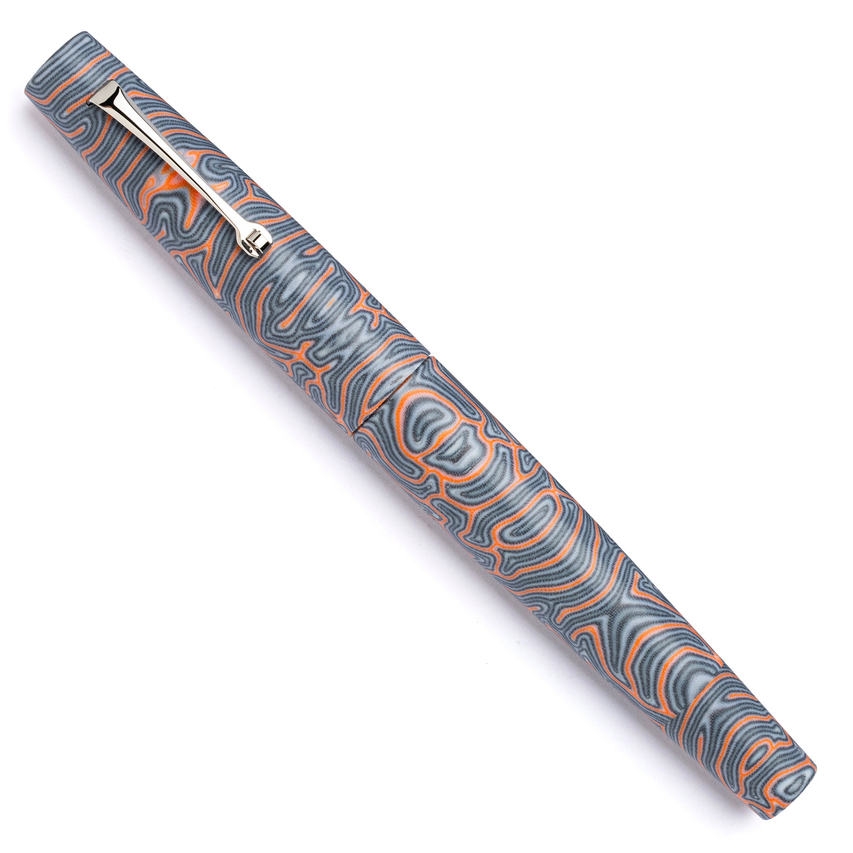 leonardo-officina-italiana-momento-zero-grande-micarta-fibra-psichedelica-pennin image 2