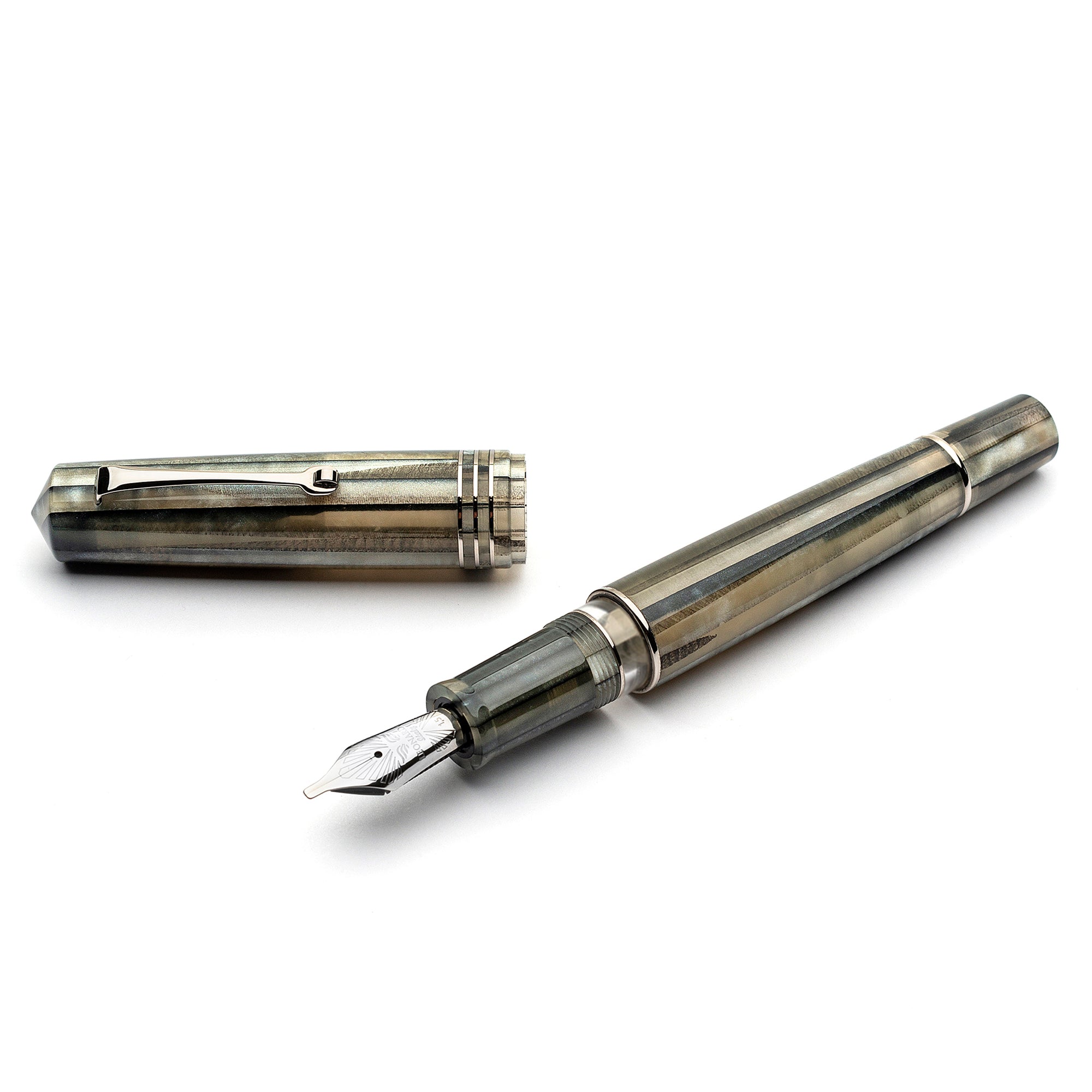 leonardo-officina-italiana-momento-zero-grande-2-0-sand-penna-stilografica image 1