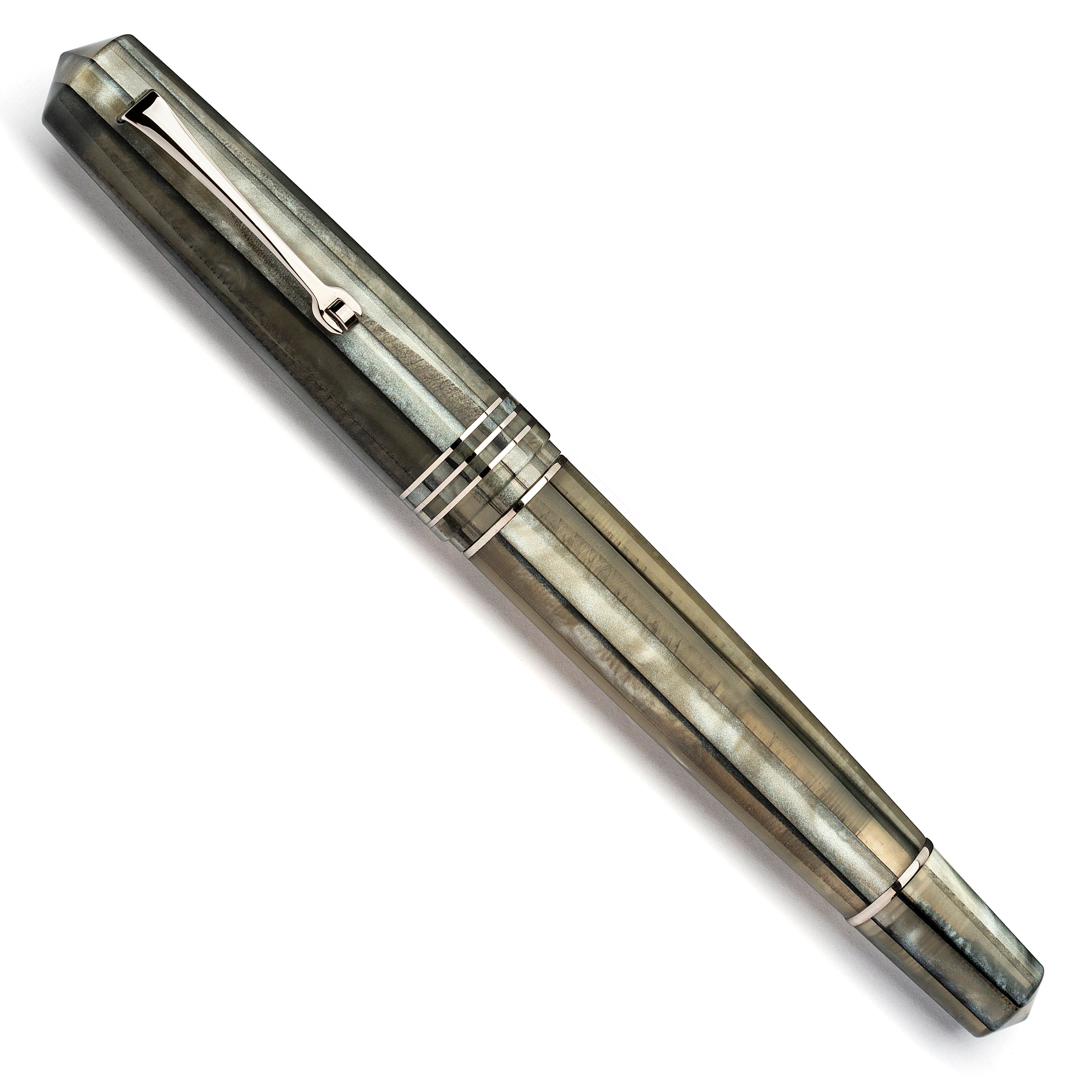 leonardo-officina-italiana-momento-zero-grande-2-0-sand-penna-stilografica image 2