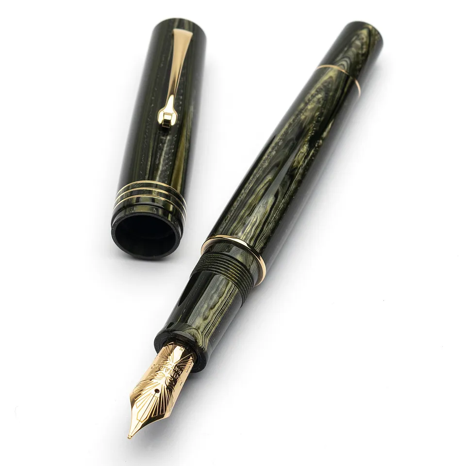 leonardo-officina-italiana-momento-zero-grande-stilografica-green-forest-cellulo image 1