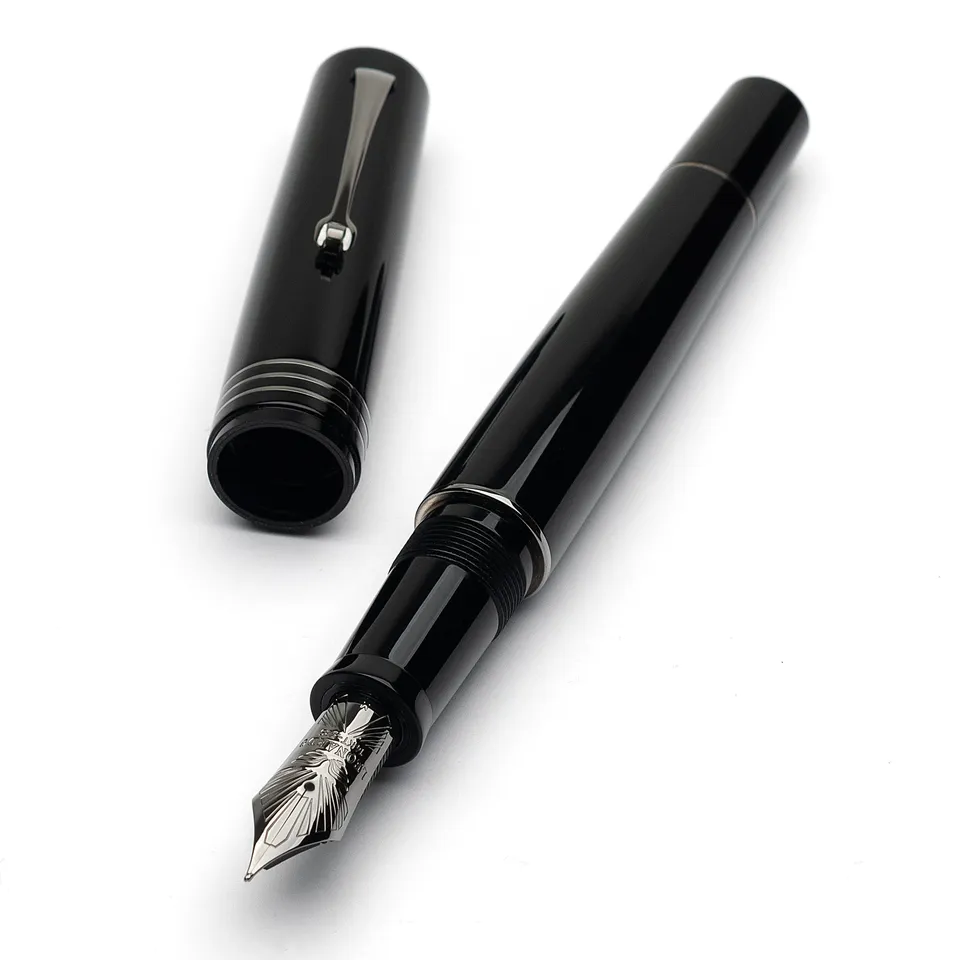 leonardo-officina-italiana-momento-zero-grande-mzg-celluloide-nero-nero-penna-st image 1