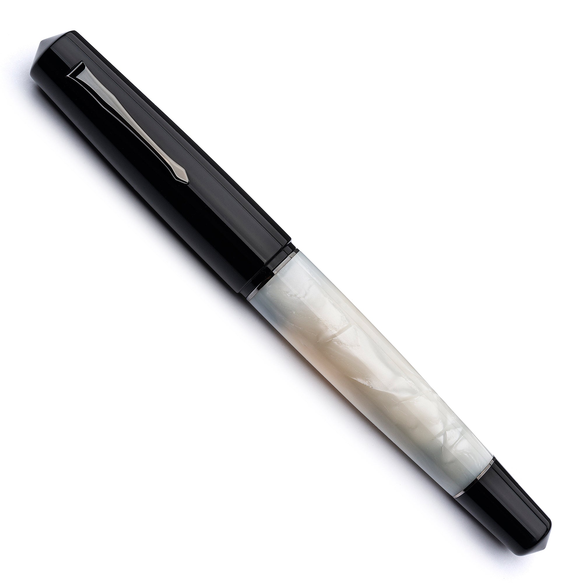 leonardo-officina-italiana-momento-zero-grande-minimalista-perla-penna-stilograf image 2