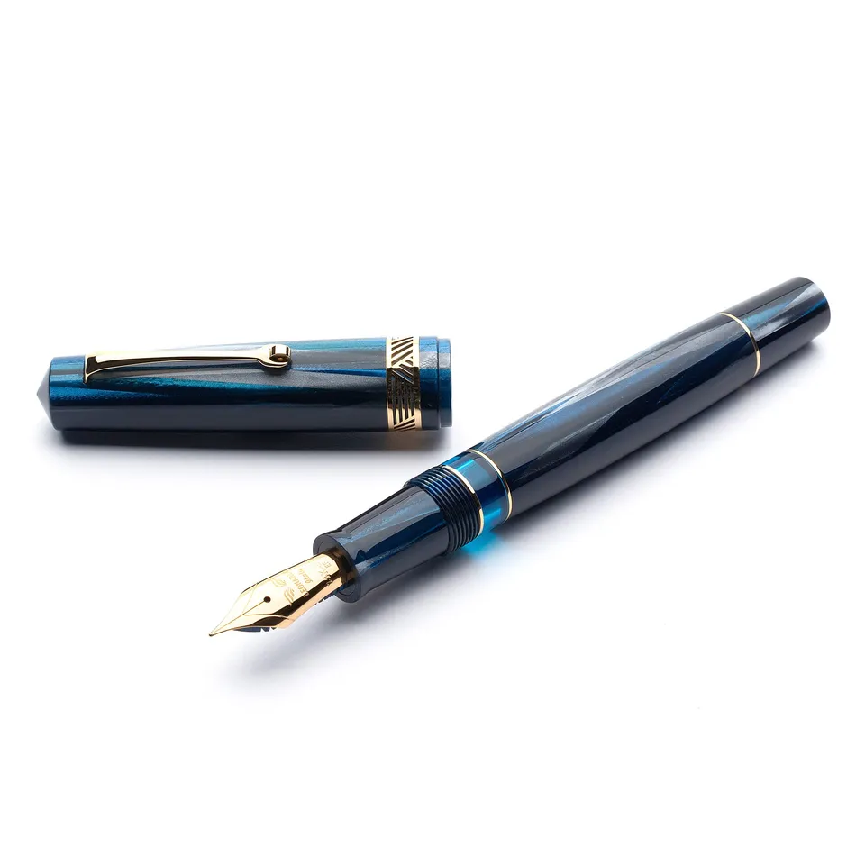 leonardo-officina-italiana-momento-magico-abyss-celluloid-stilografica-a-stantuf image 1