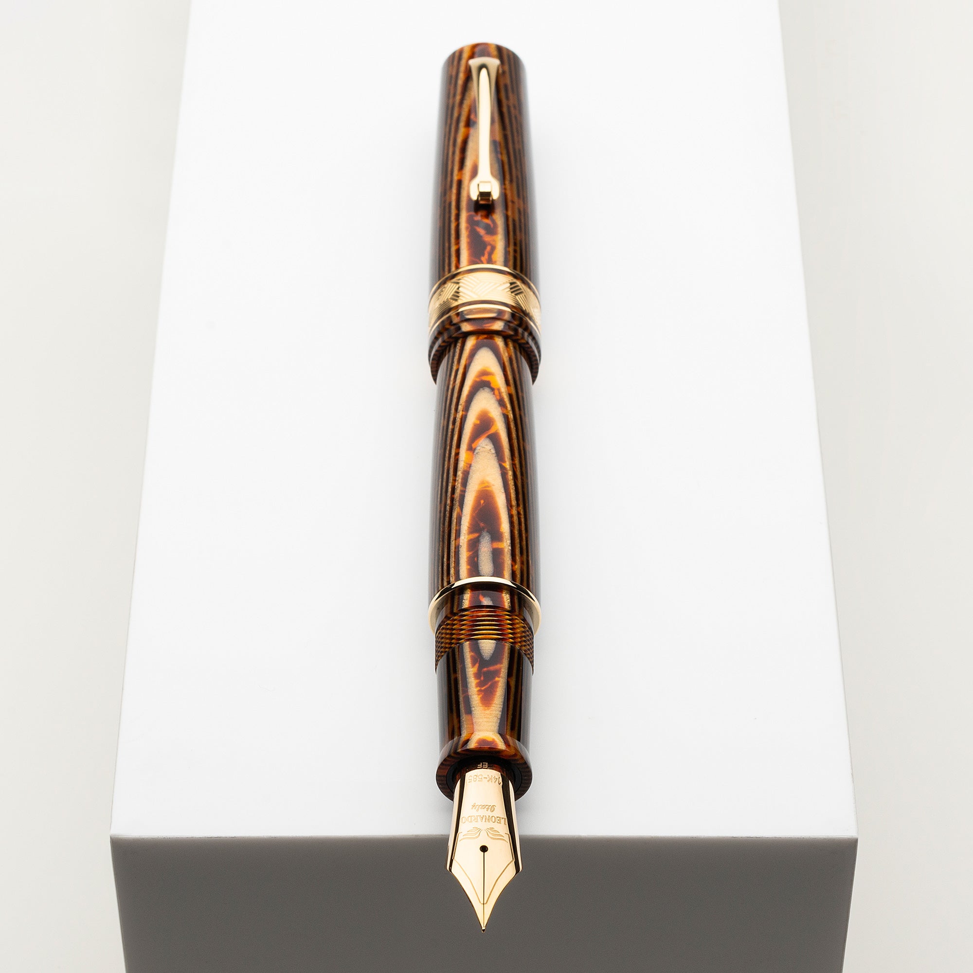 leonardo-officina-italiana-momento-zero-grande-arco-bronzo-penna-stilografica-ce image 3