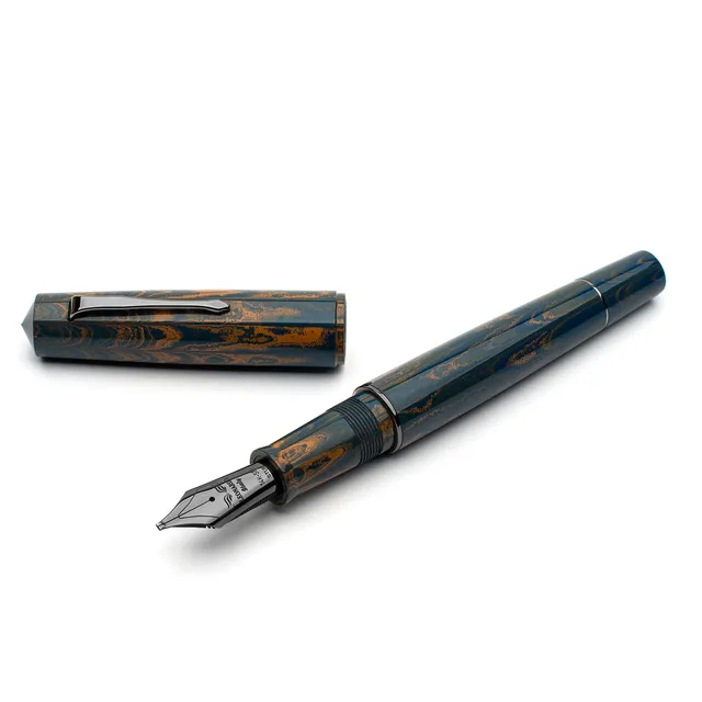 leonardo-officina-italiana-momento-zero-grande-ebanite-blu-curry-stilografica-or image 1