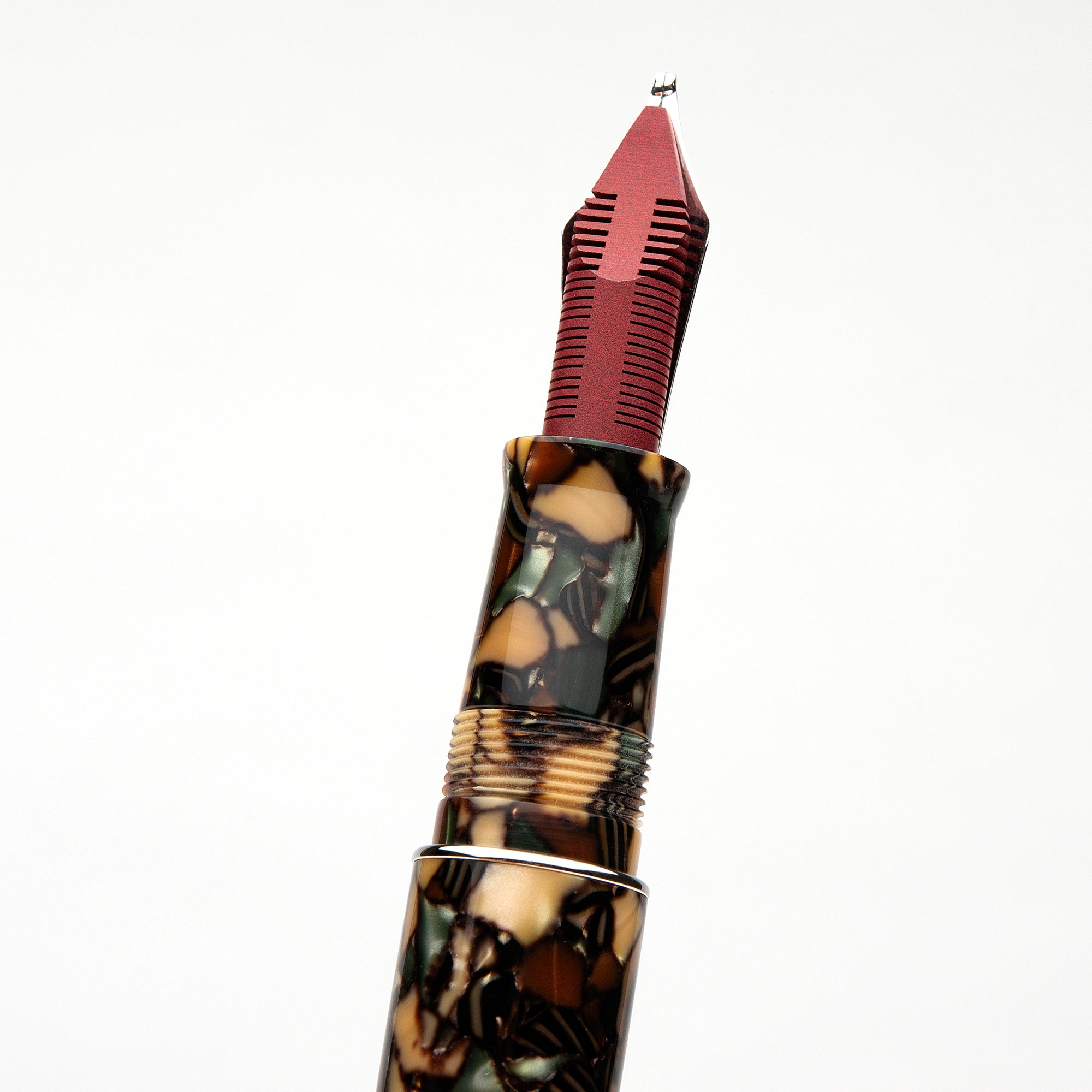 leonardo-officina-italiana-momento-zero-grande-marmo-verde-acetato-cellulosa-pen image 3