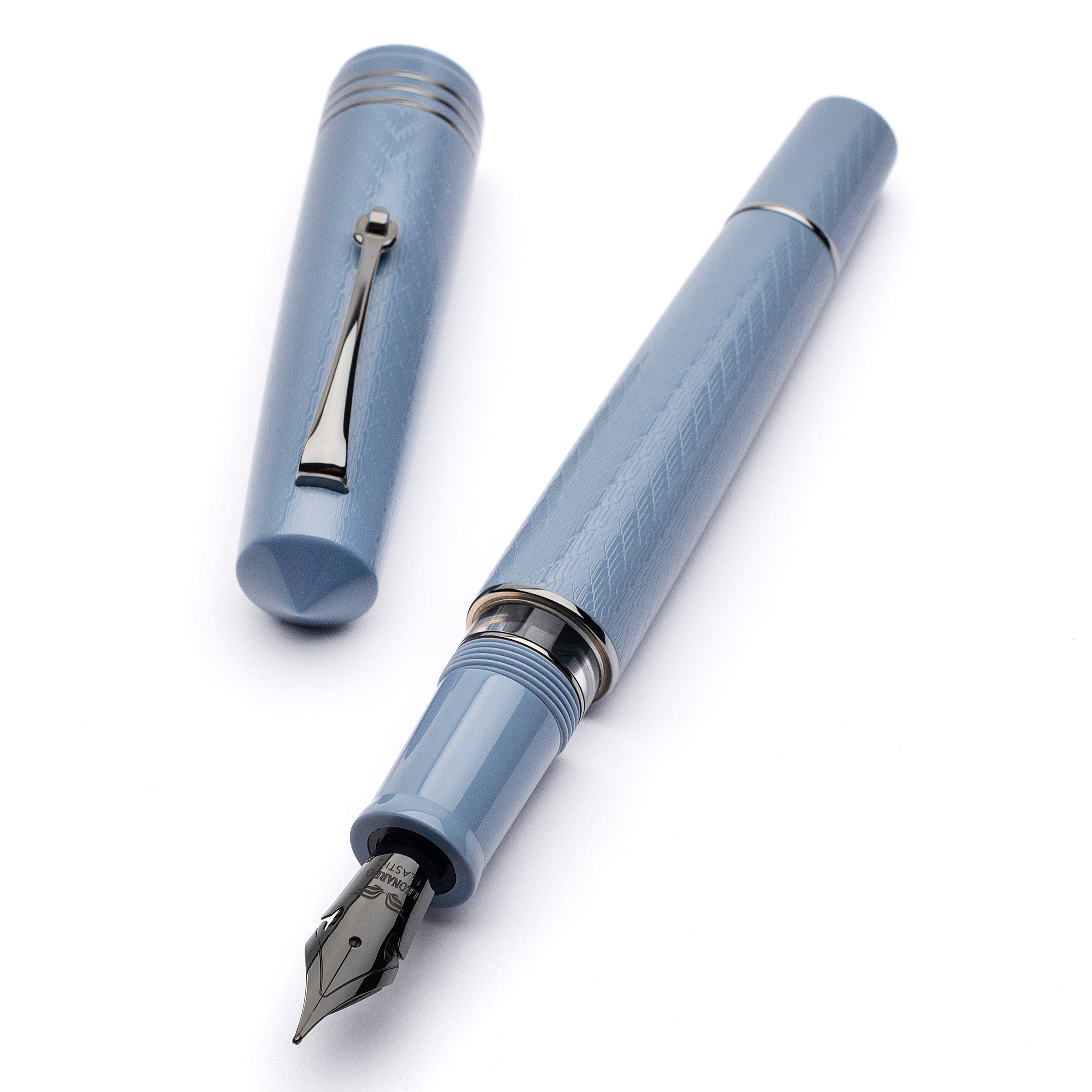 leonardo-officina-italiana-momento-zero-grande-2-0-the-art-of-guilloch-indigo-pe image 3