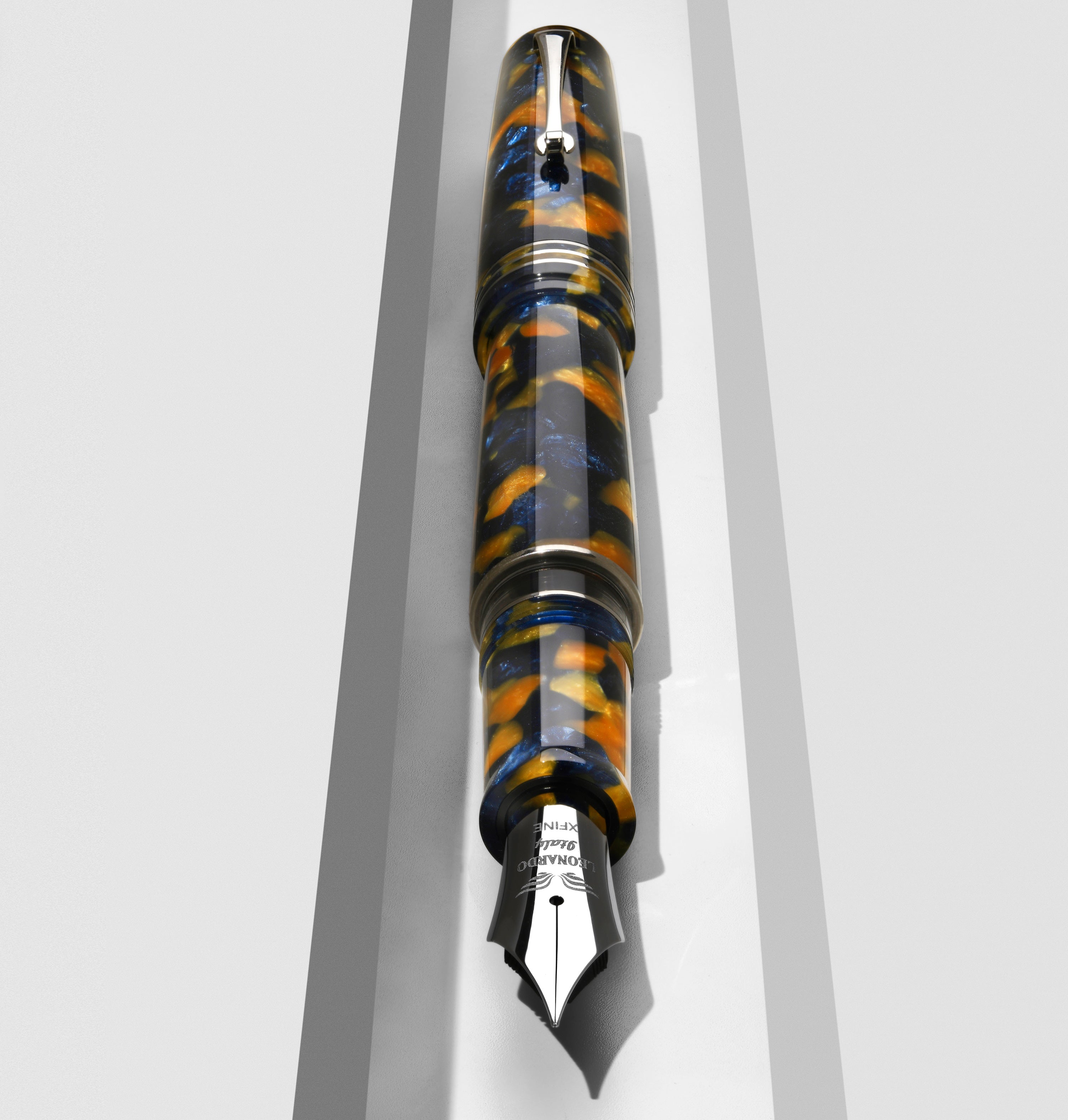 leonardo-officina-italiana-momento-zero-grande-2-0-crepuscolo-marino-acciaio-8-p image 2