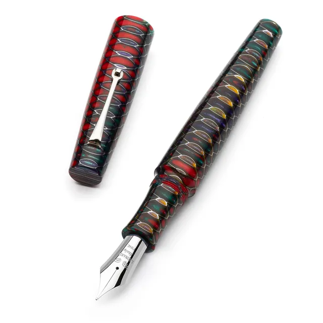 leonardo-officina-italiana-essenza-ebonite-etna-penna-stilografica-con-pennino-i image 1