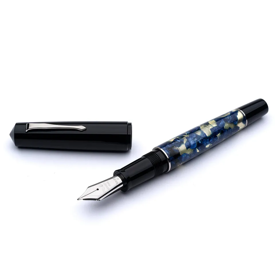 leonardo-officina-italiana-momento-zero-grande-stilografica-celluloide-lucens-ne image 1