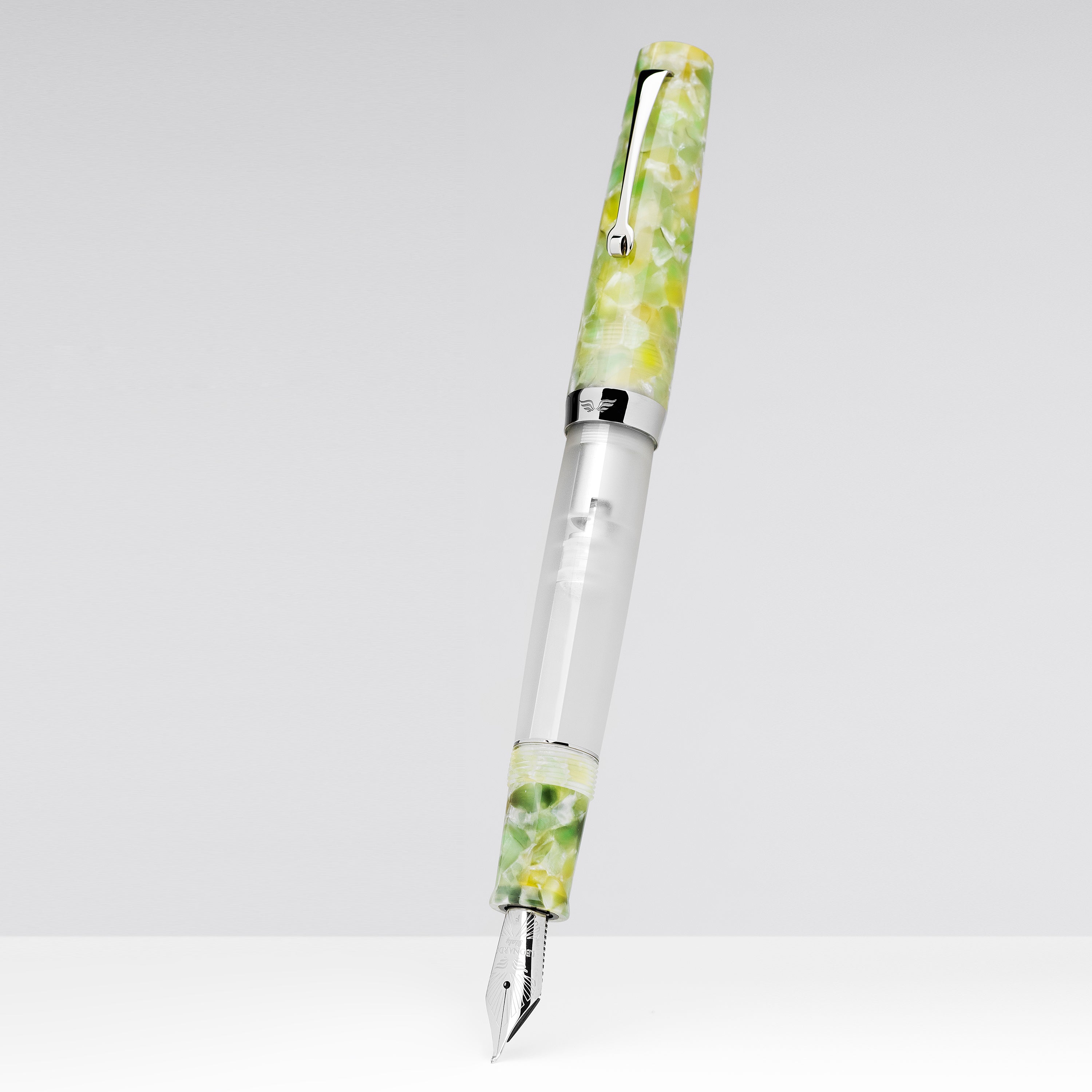leonardo-officina-italiana-magic-moment-view-jade-stilografica-verde-giada image 4