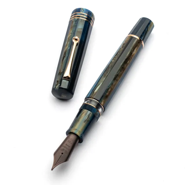 leonardo-officina-italiana-dodici-dark-hawaii-penna-stilografica-pennino-titanio image 1
