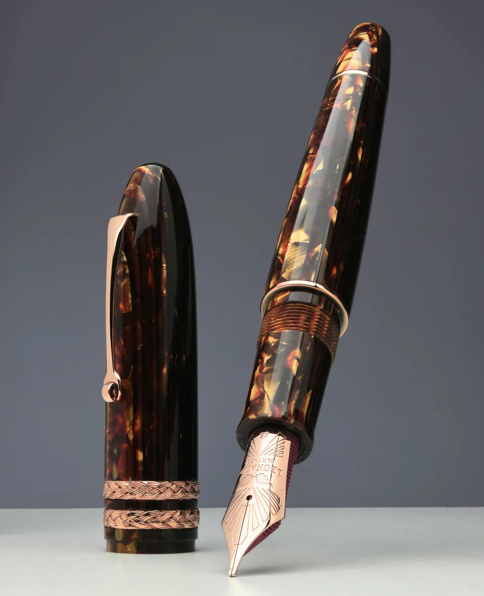 leonardo-officina-italiana-leonarco-bronze-portasigari-in-celluloide-autentica image 1