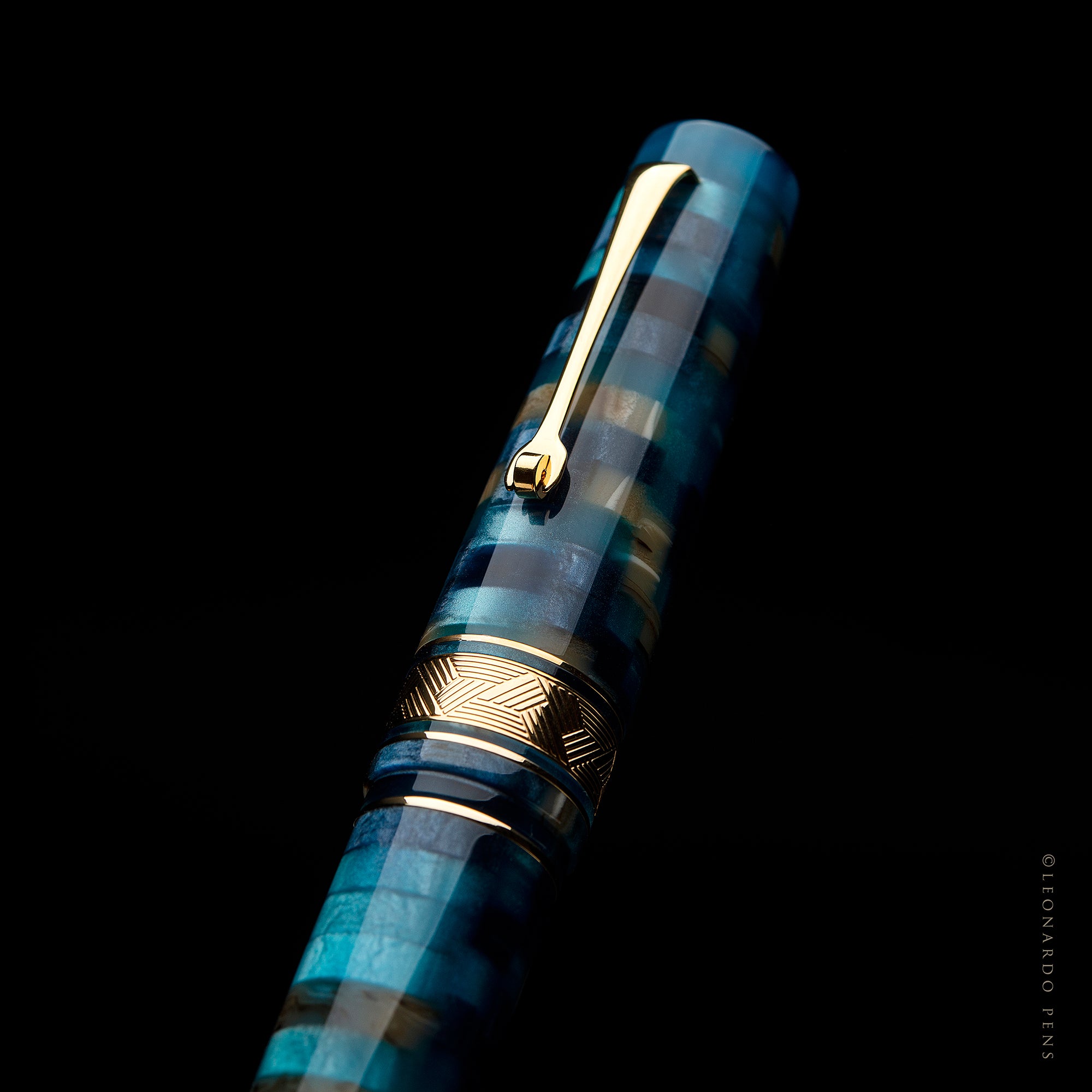 leonardo-officina-italiana-momento-zero-grande-mosaico-hawaii-stilografica-penni image 6