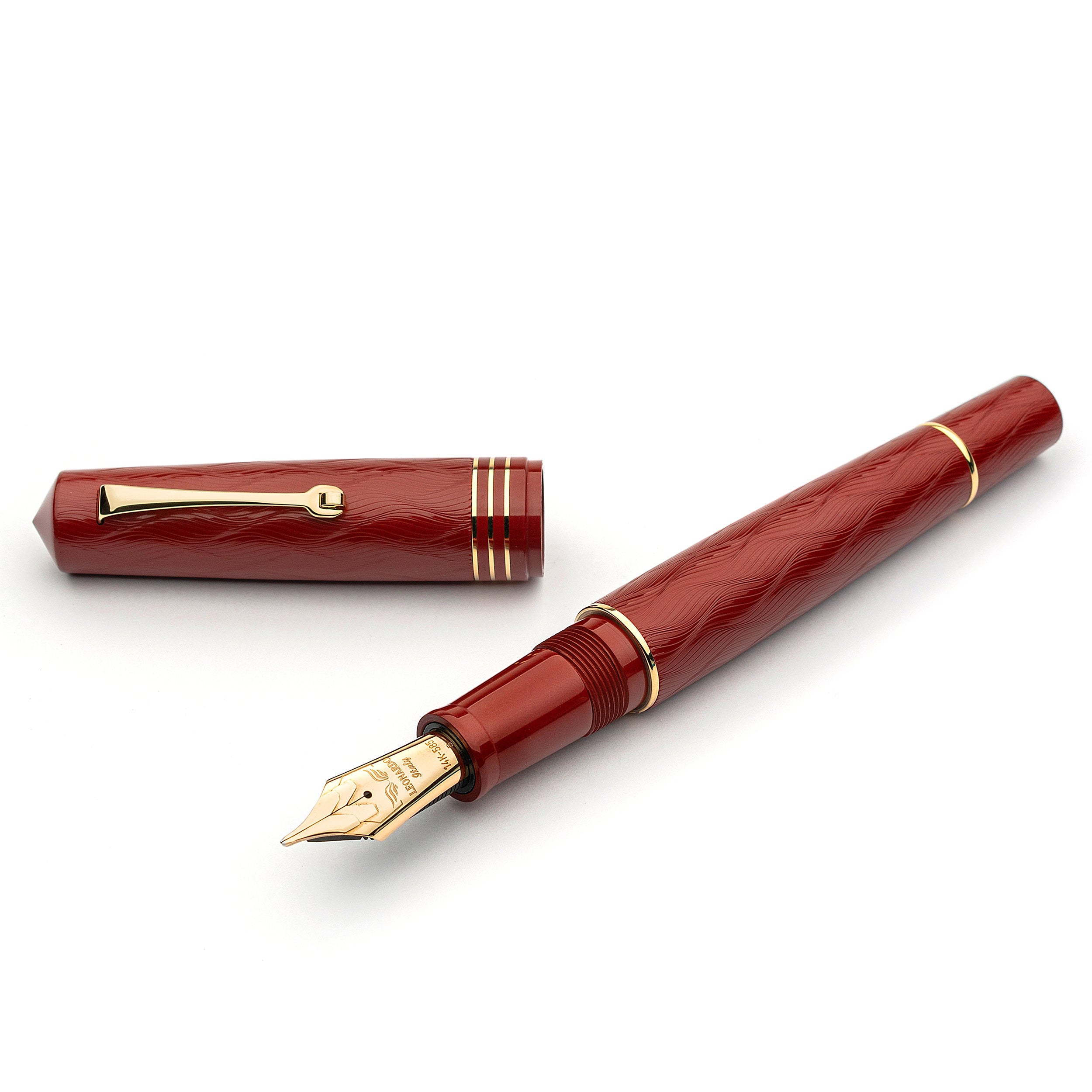 leonardo-officina-italiana-audace-guilloch-onde-ebanite-granata-penna-stilografi image 1