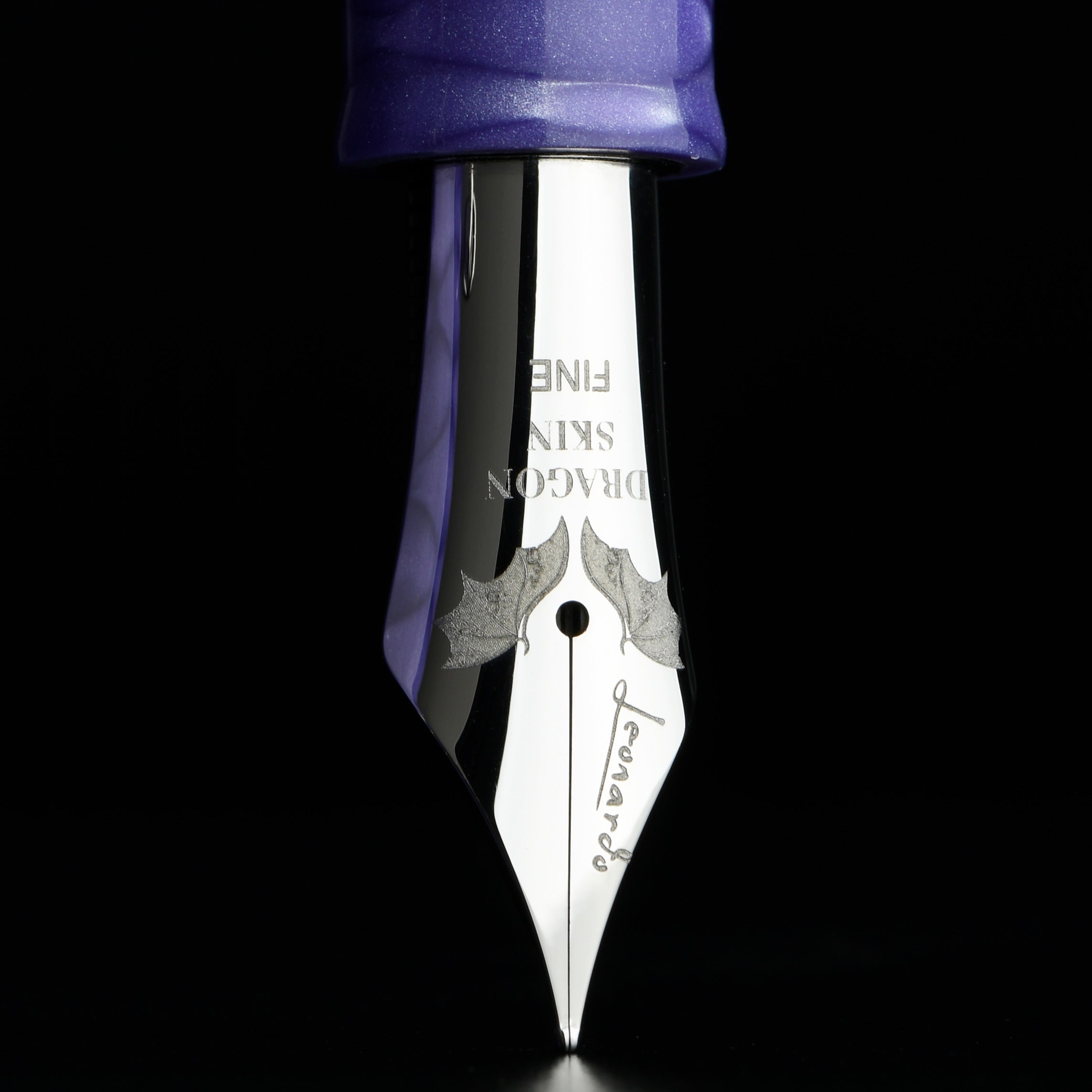 leonardo-officina-italiana-momento-zero-grande-2-0-dragon-skin-viola-penna-stilo image 4