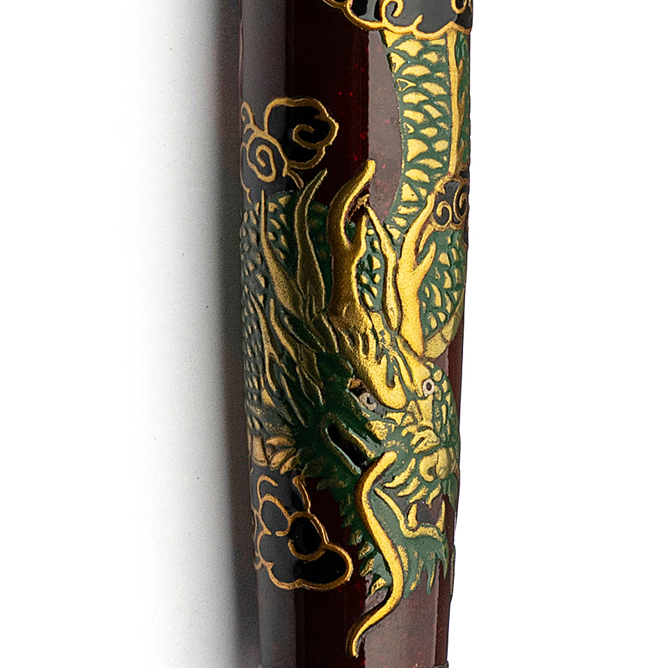 leonardo-officina-italiana-essenza-inari-okami-e-drago-taka-maki-e-penna-stilogr image 4