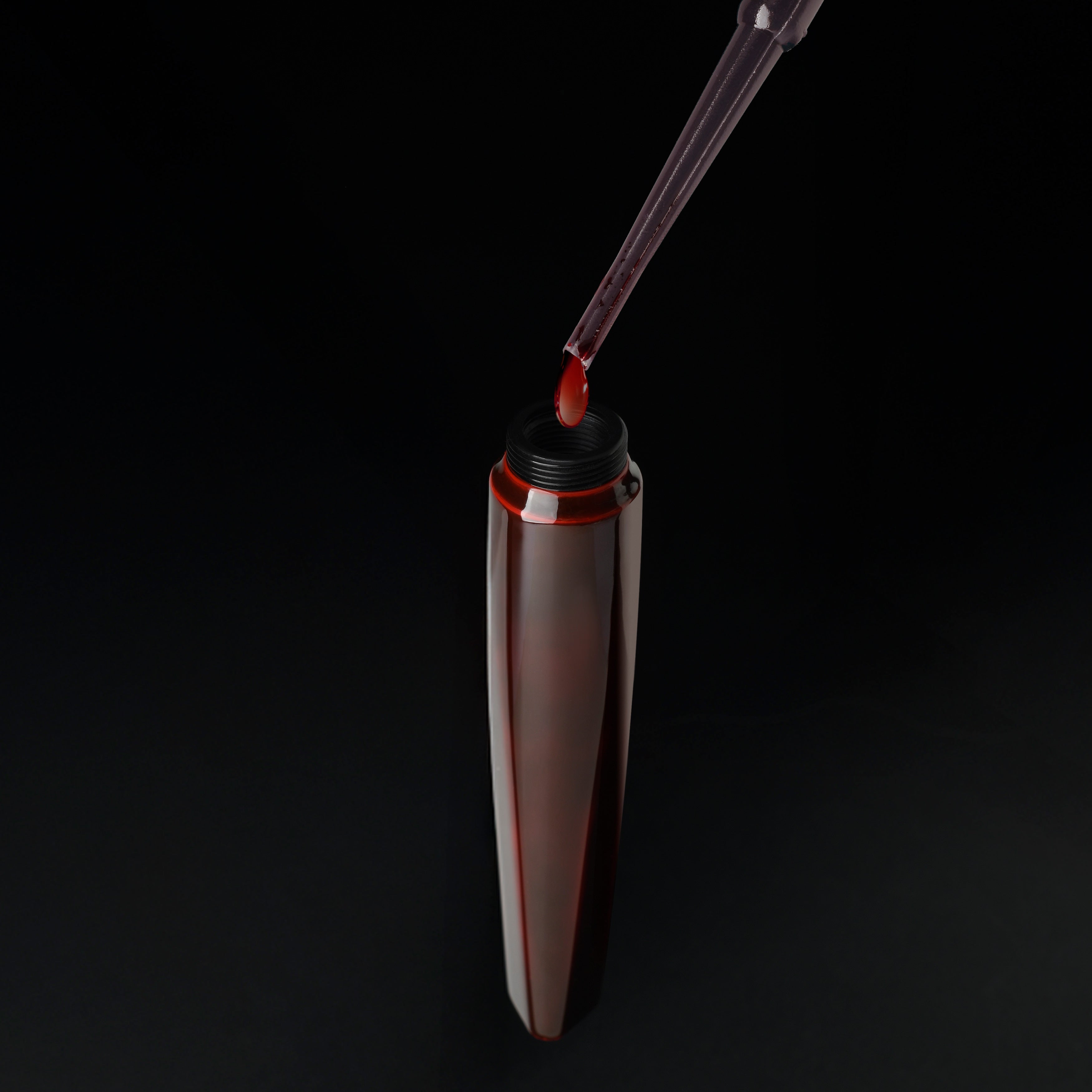 leonardo-officina-italiana-essenza-poliedrica-penna-stilografica-tamenuri-rossa- image 4
