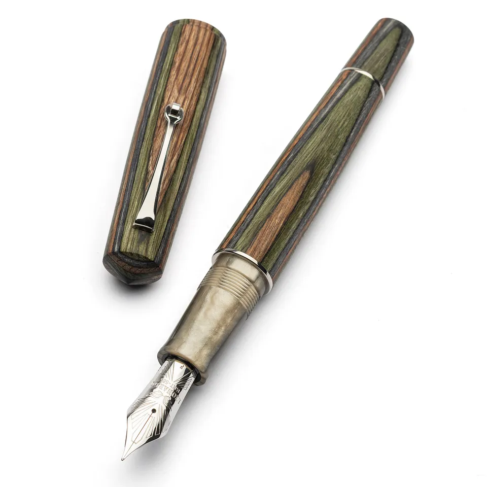 leonardo-officina-italiana-momento-zero-grande-minimalist-stilografica-moss-legn image 1