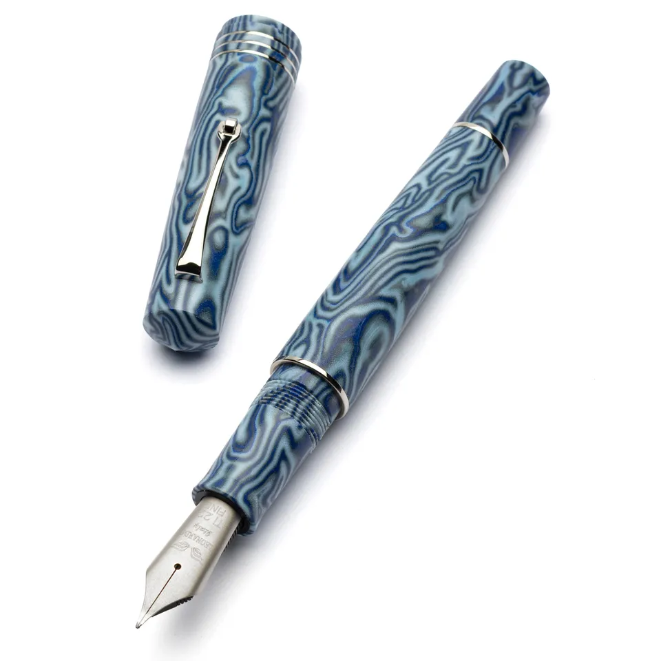 leonardo-officina-italiana-momento-zero-grande-fibra-micarta-ohana-stilografica- image 1