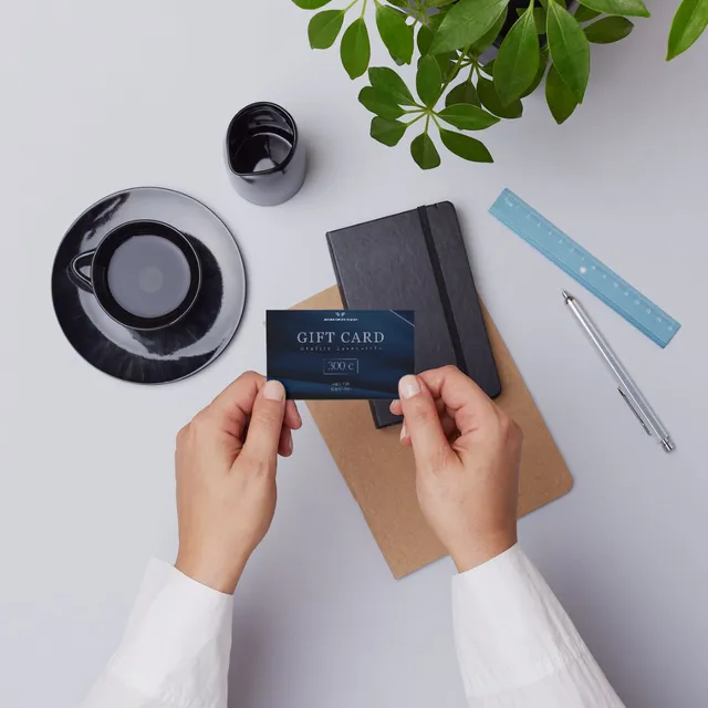 leonardo-officina-italiana-gift-card-digitale-momento-zero-da-300 image 1