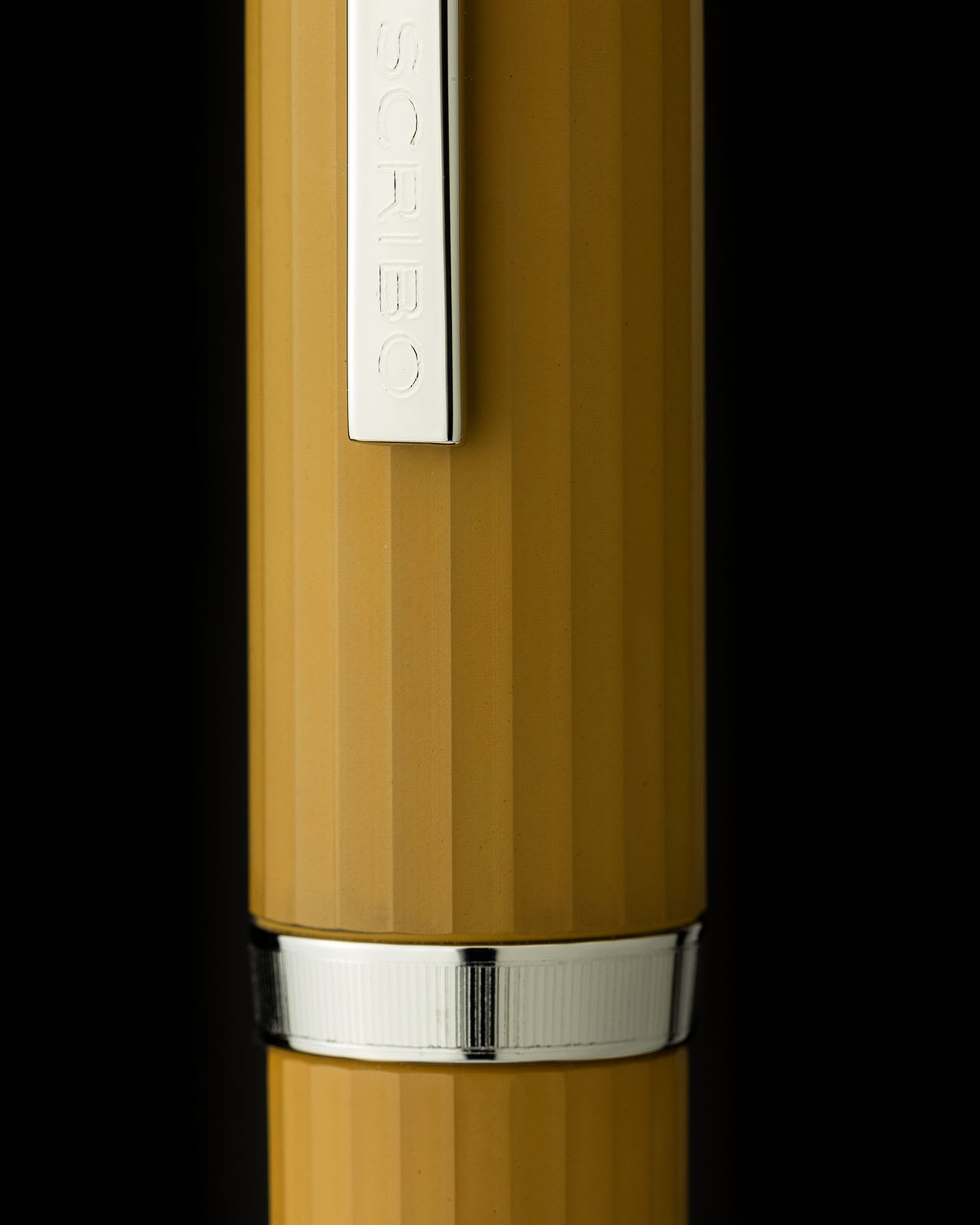 scribo-flow-forma-penna-stilografica-dimensione-e-memoria image 2