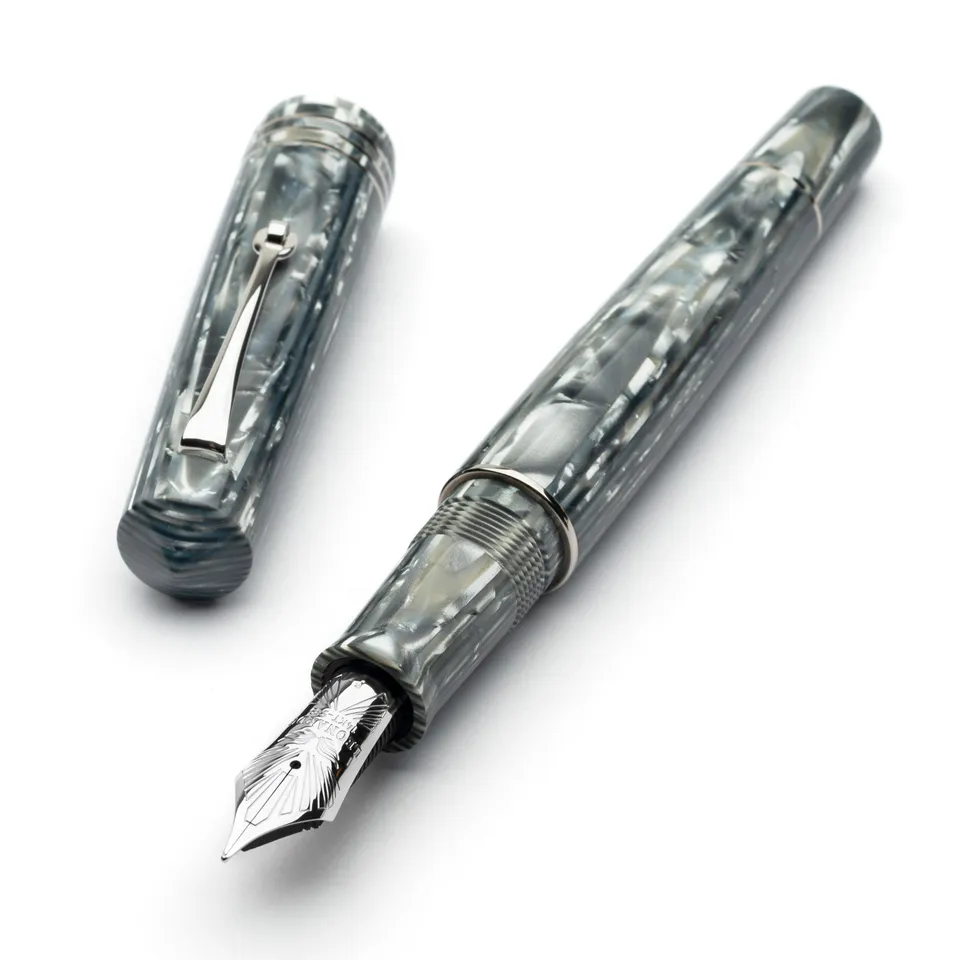 leonardo-officina-italiana-momento-zero-grande-mineral-grey-celluloide-penna-sti image 1